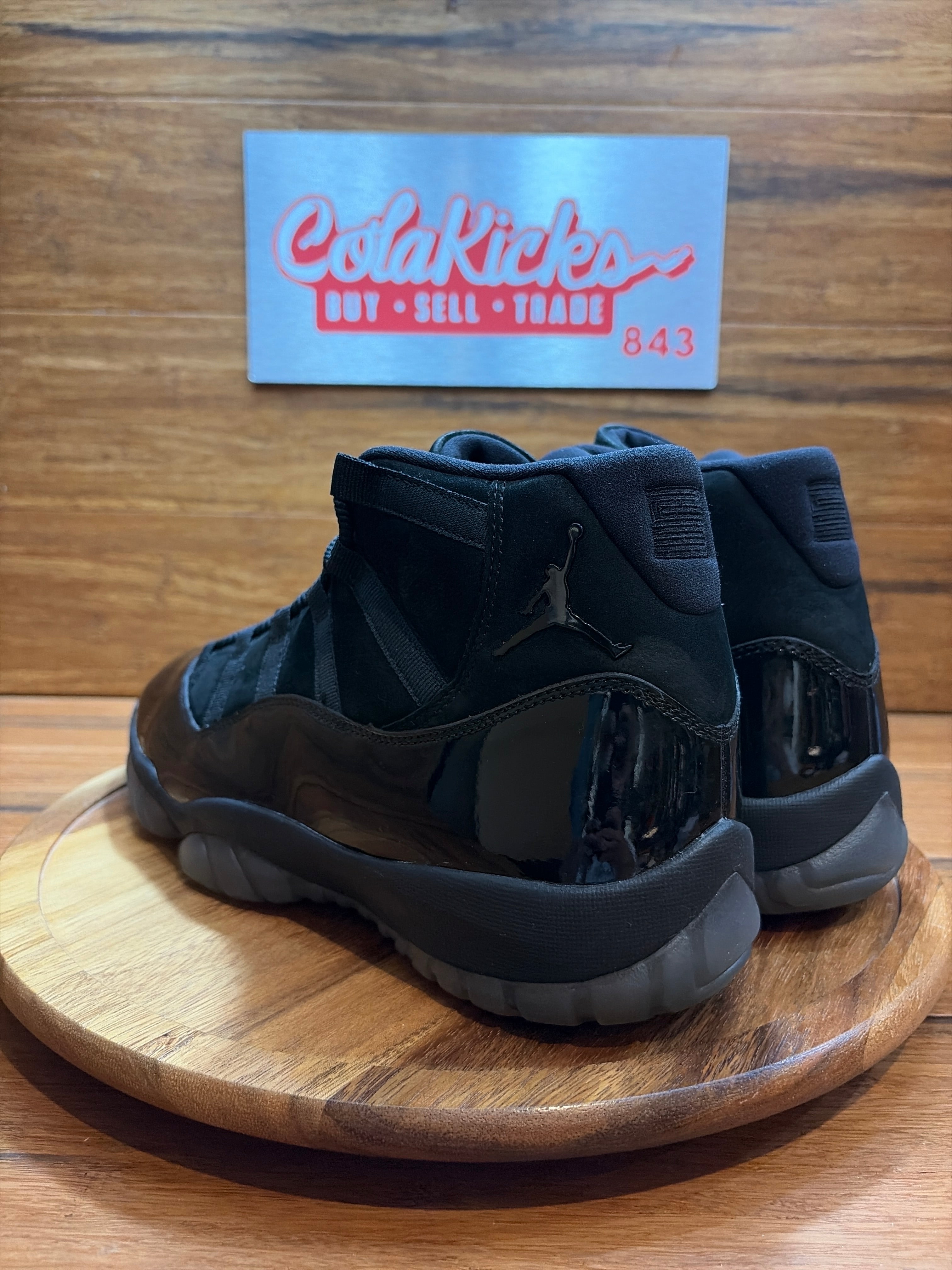 Jordan 11 Retro Cap and Gown