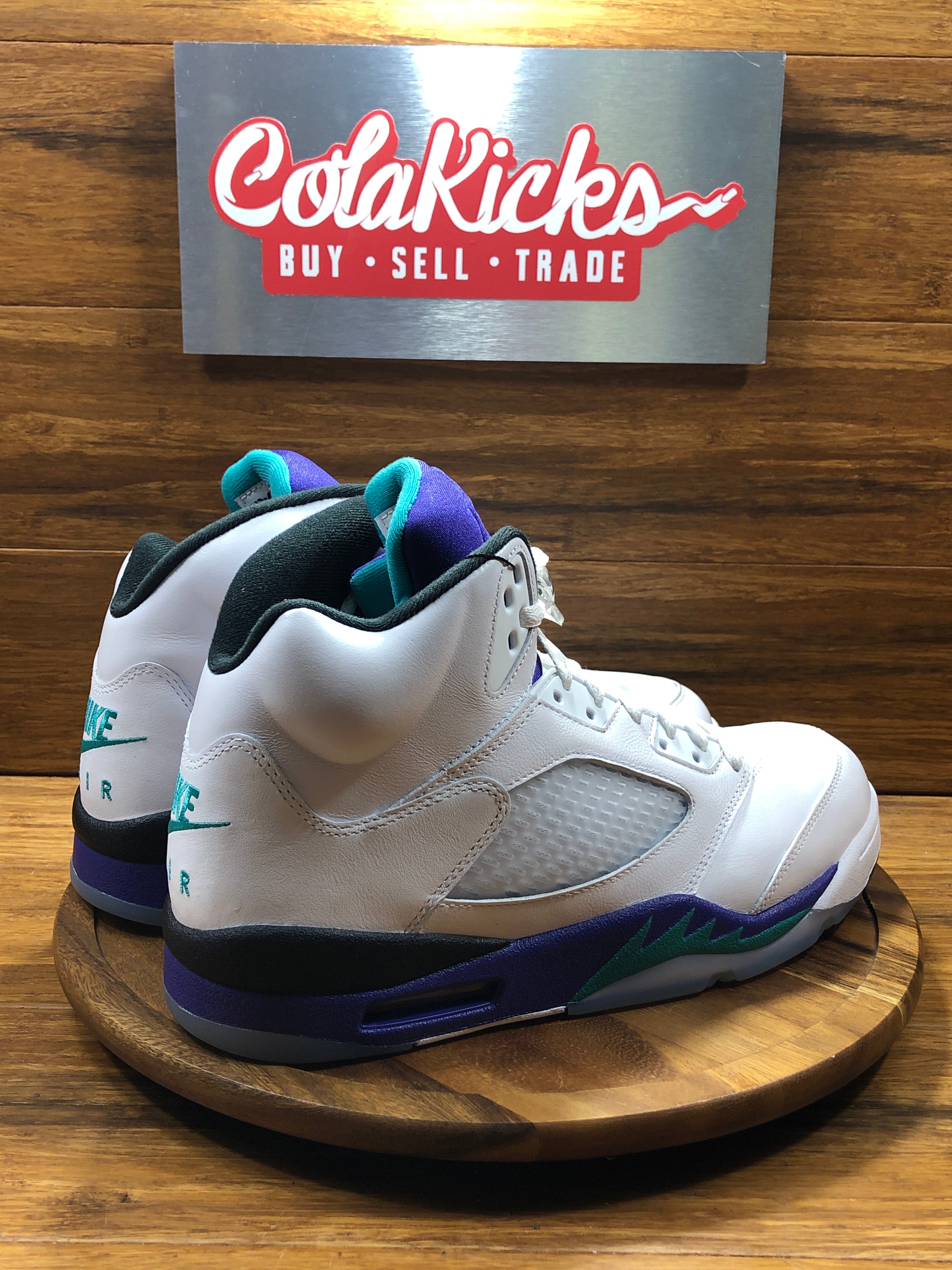 Jordan 5 Retro Grape (2025)