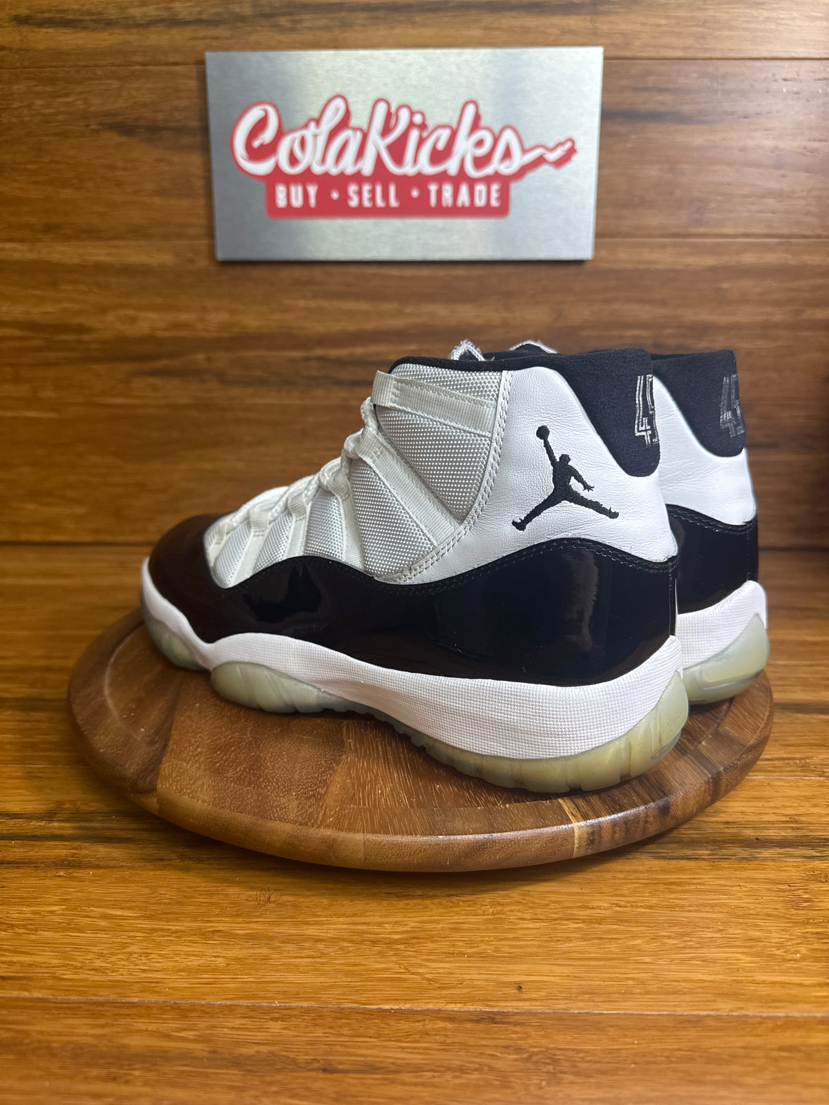 Jordan 11 Retro Concord (2018)