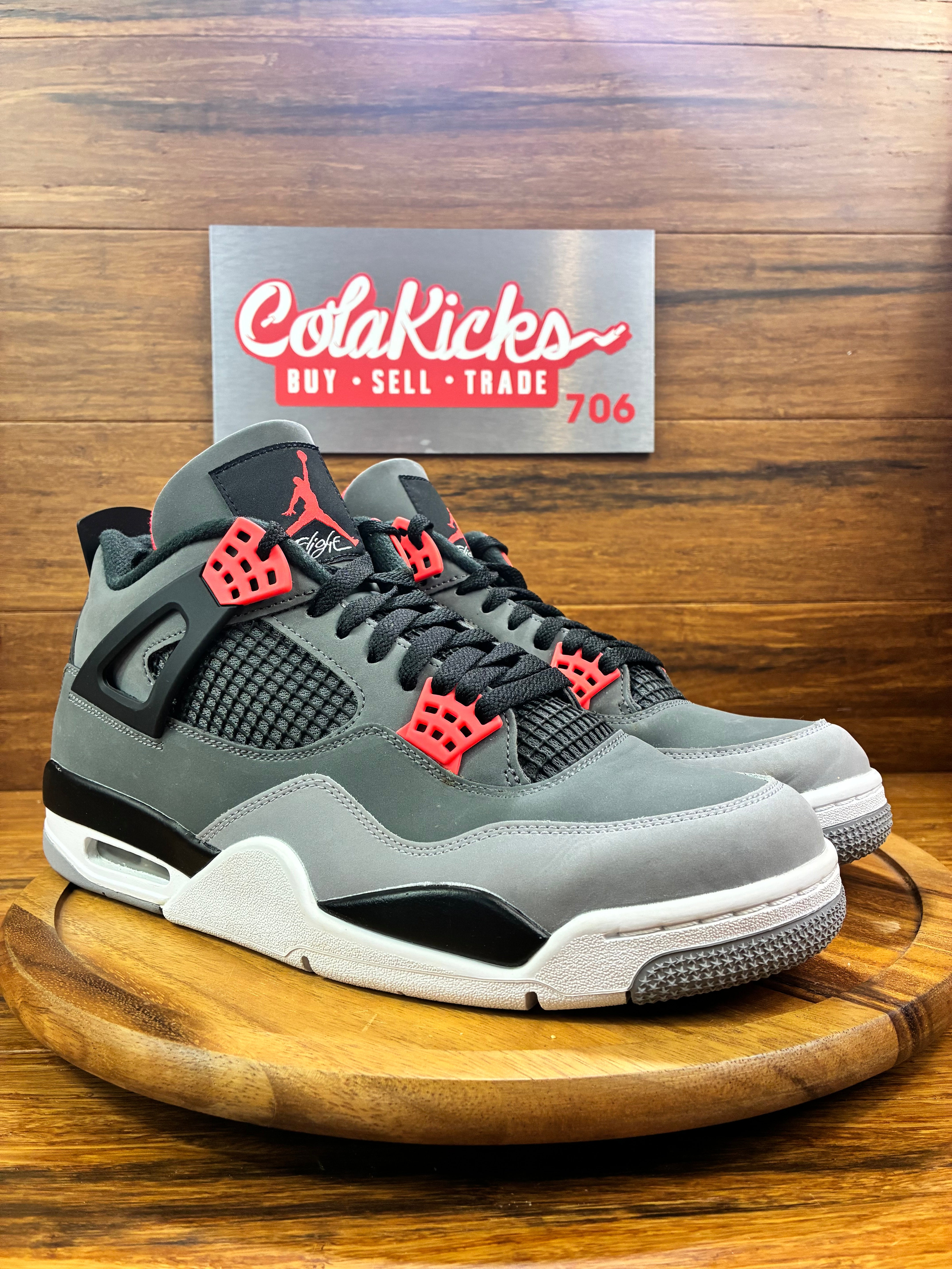 Jordan 4 Retro Infrared