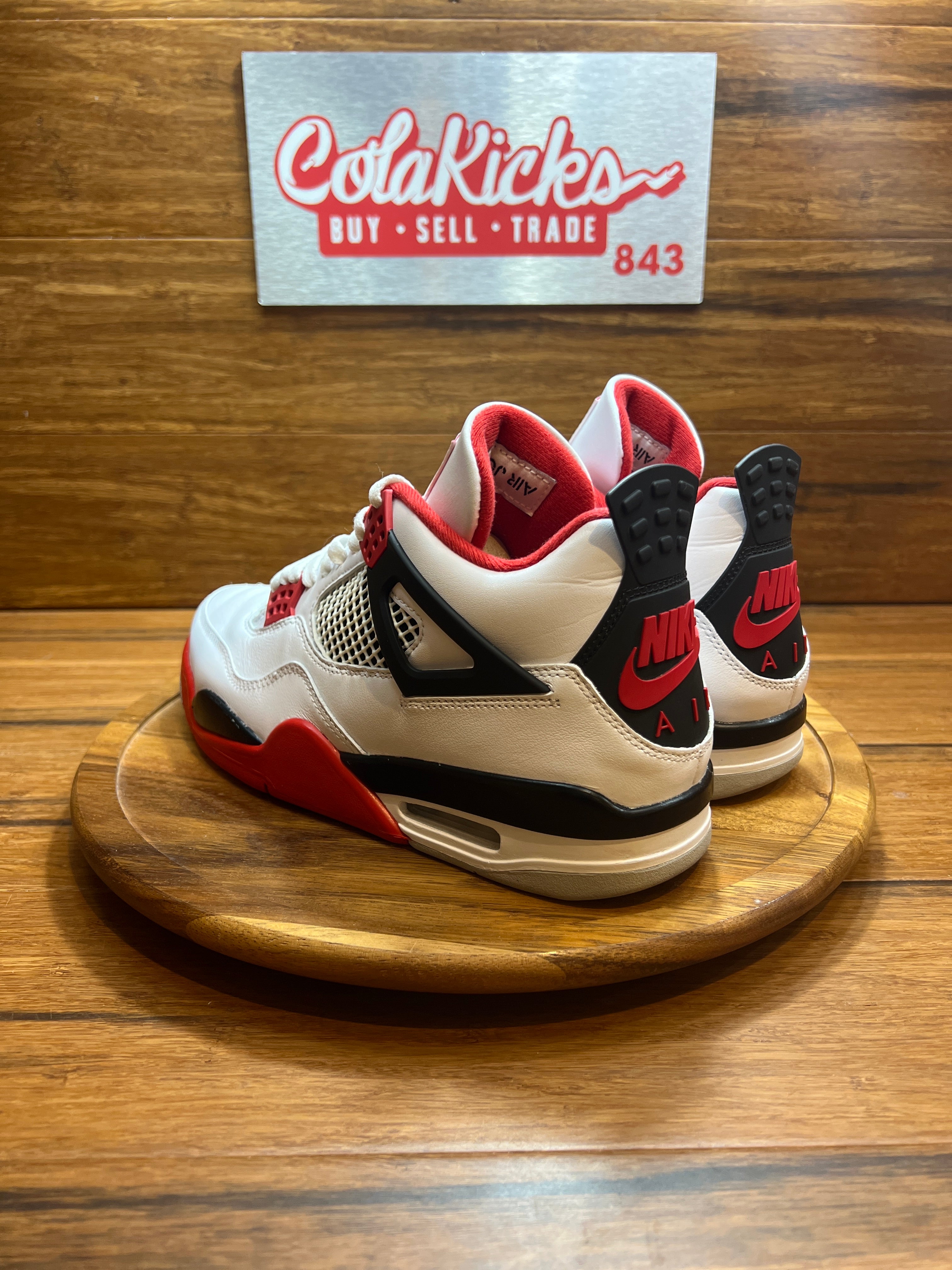 Jordan 4 Retro Fire Red (2020)