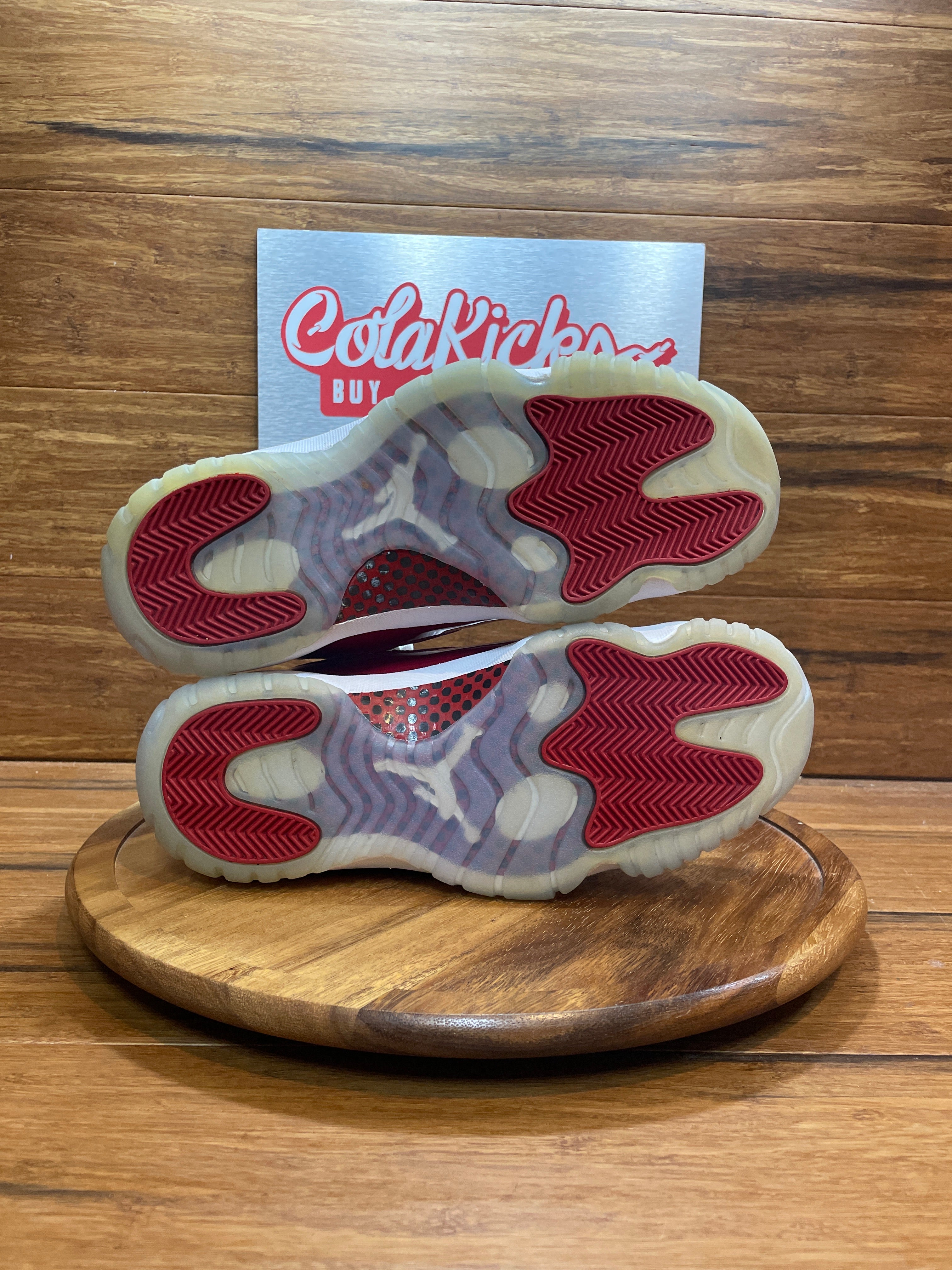 Jordan 11 Retro Cherry (2022)