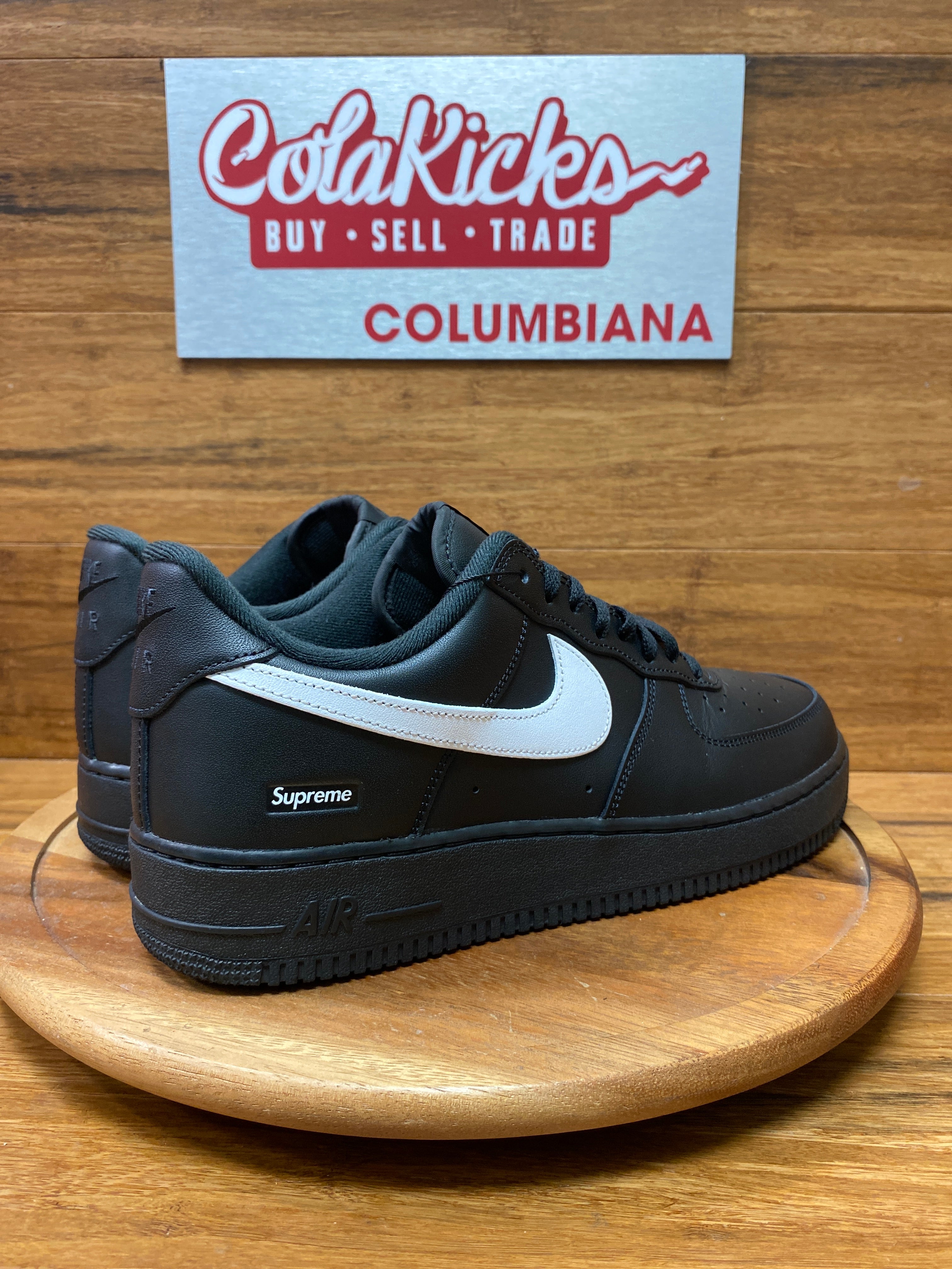 Nike Air Force 1 Low Supreme Black White