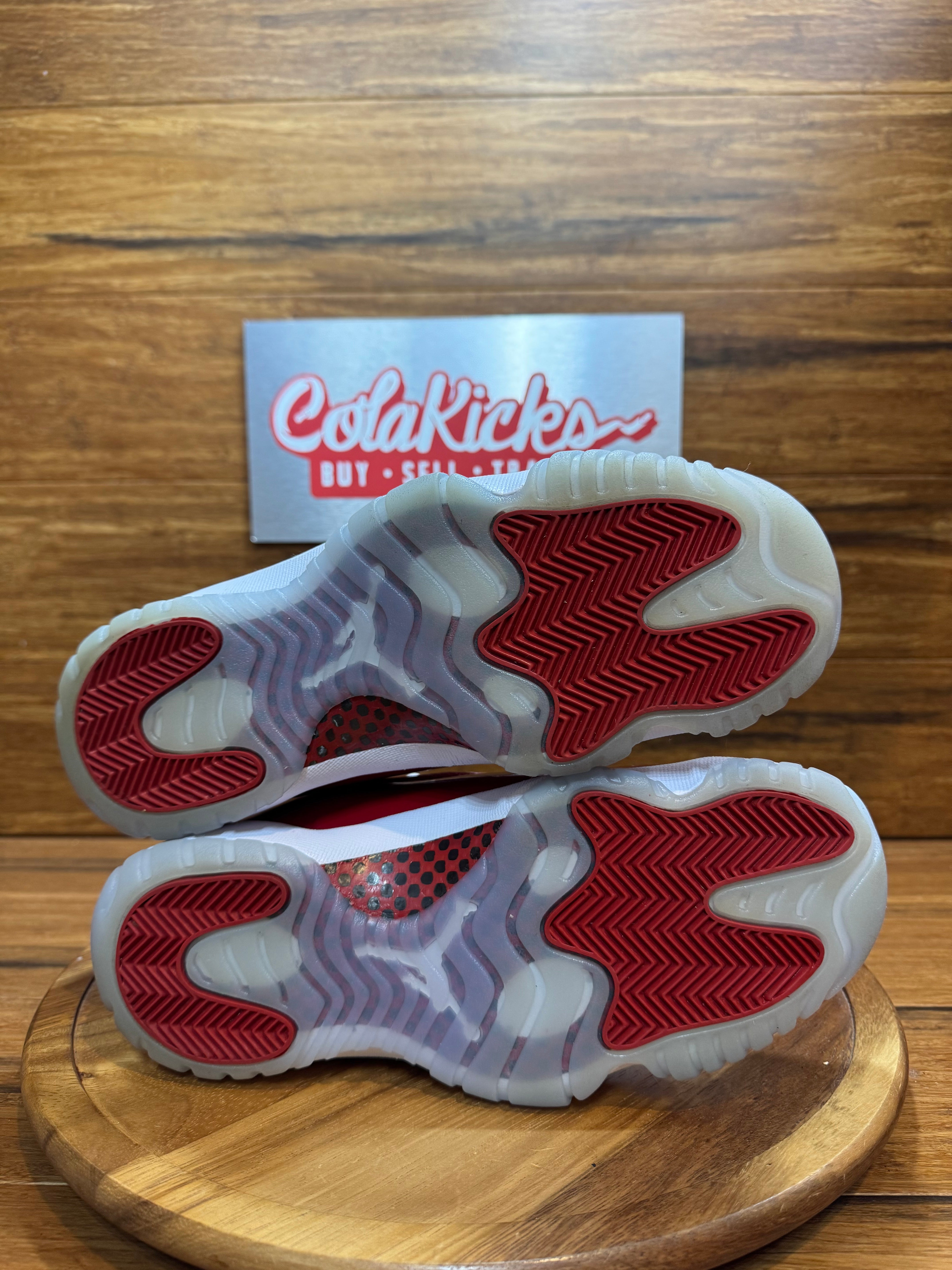 Jordan 11 Retro Cherry (2022)