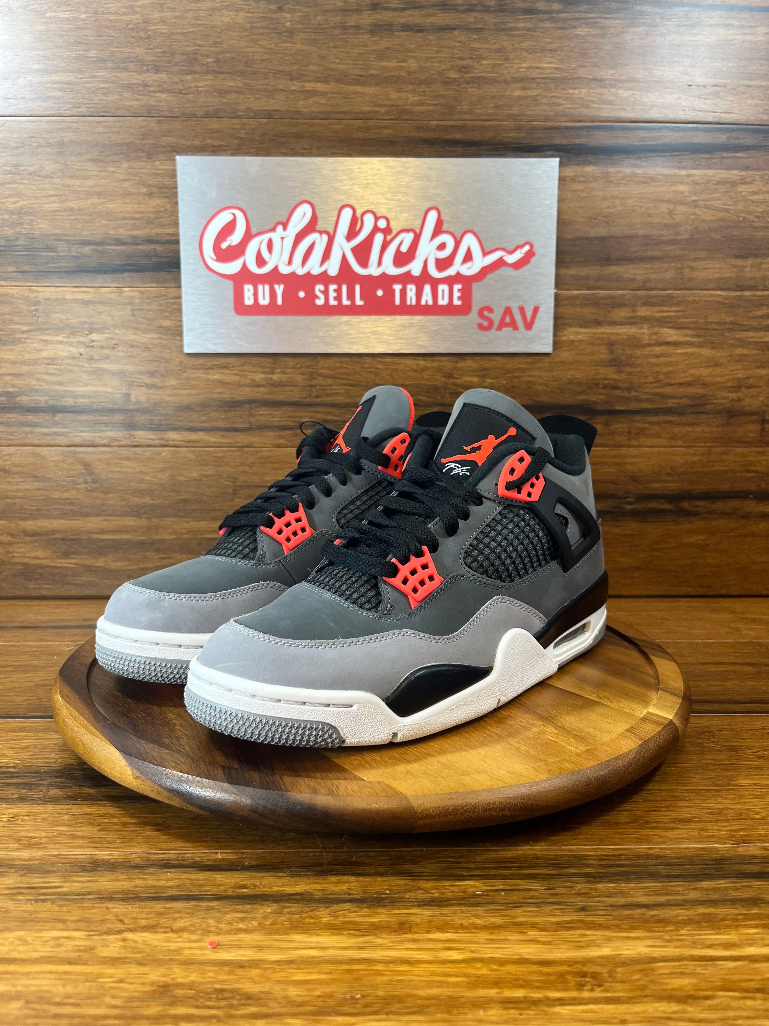 Jordan 4 Retro Infrared