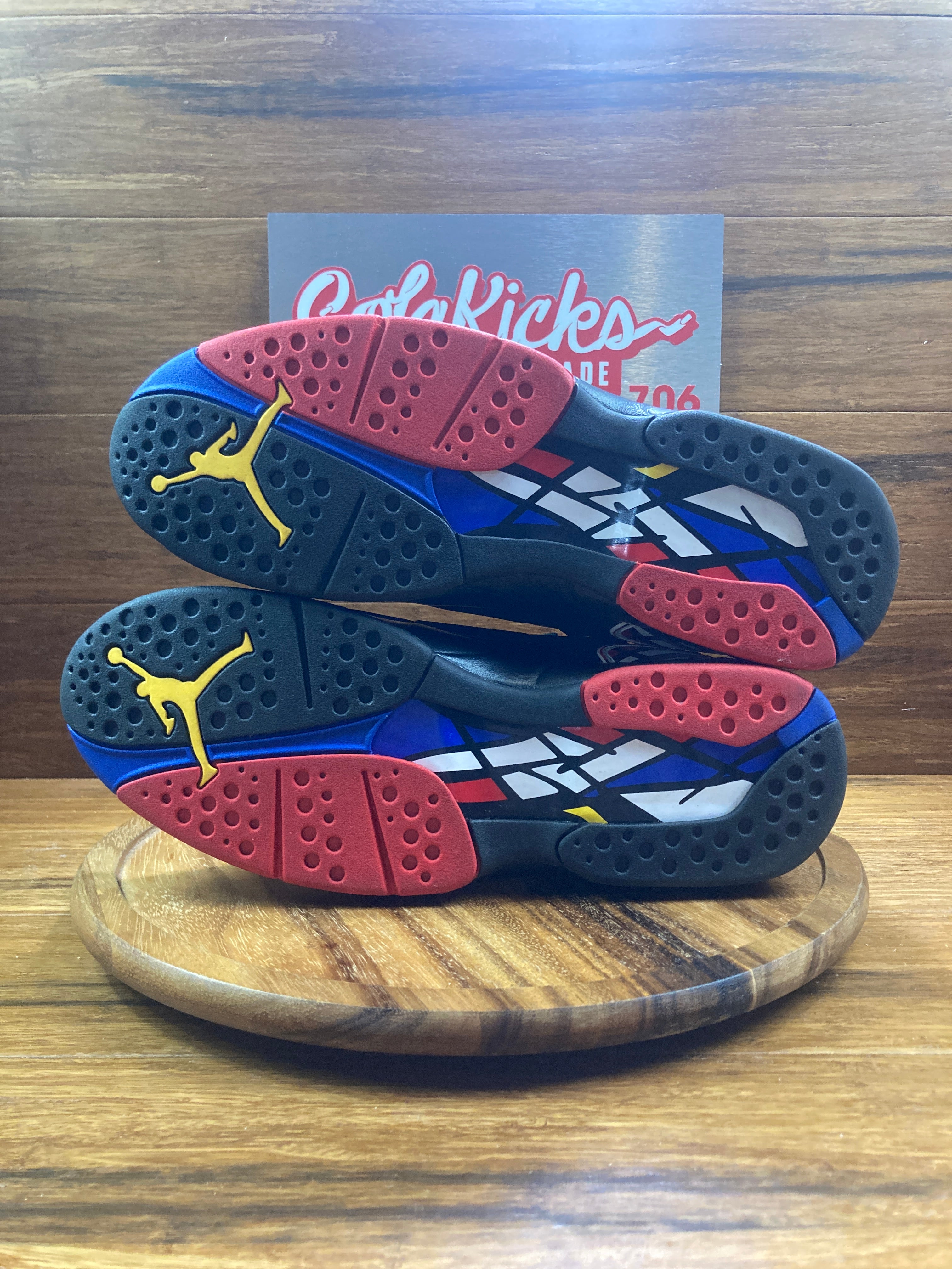 Jordan 8 Retro Playoffs (2023)