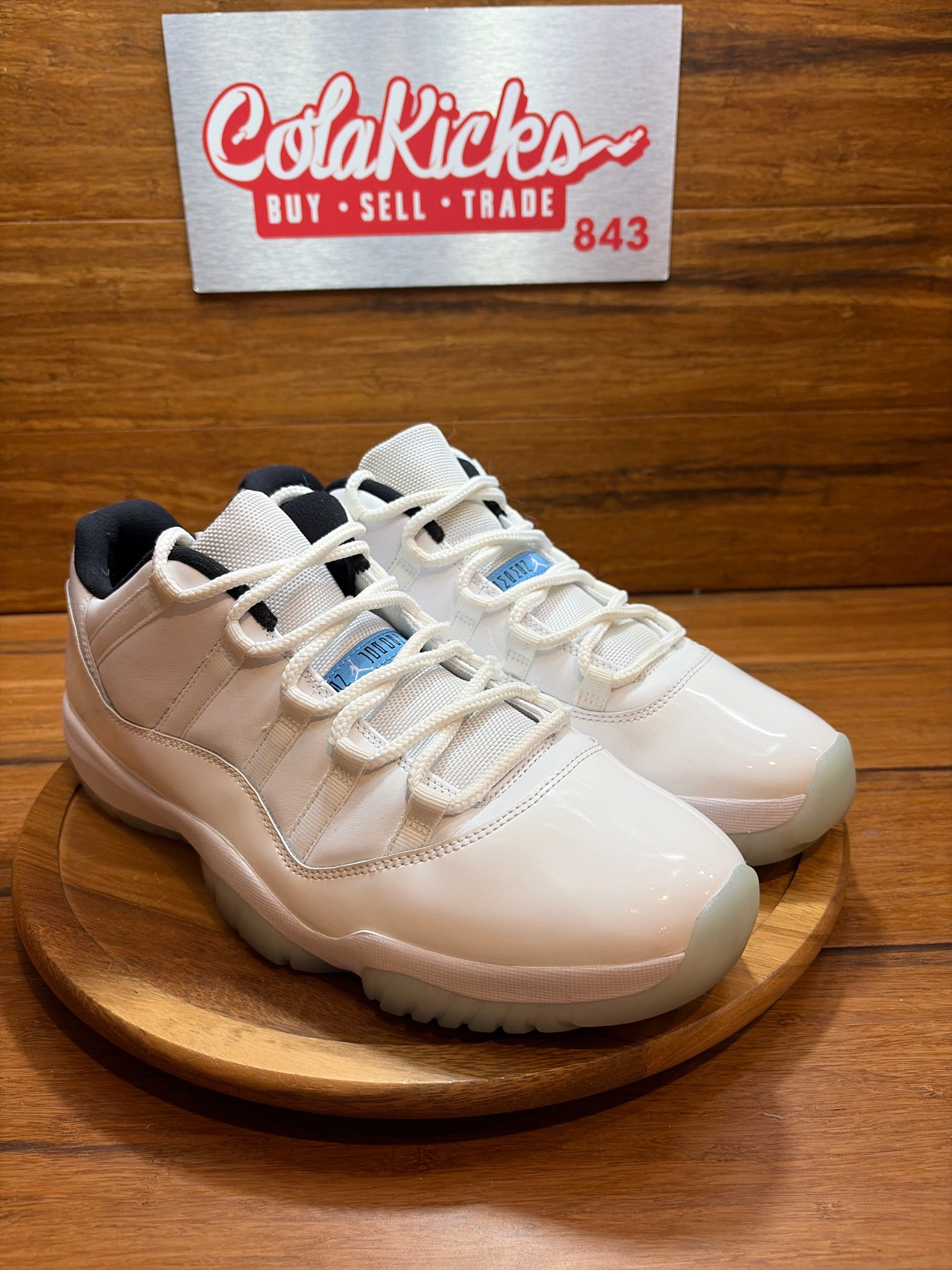 Jordan 11 Retro Low Legend Blue
