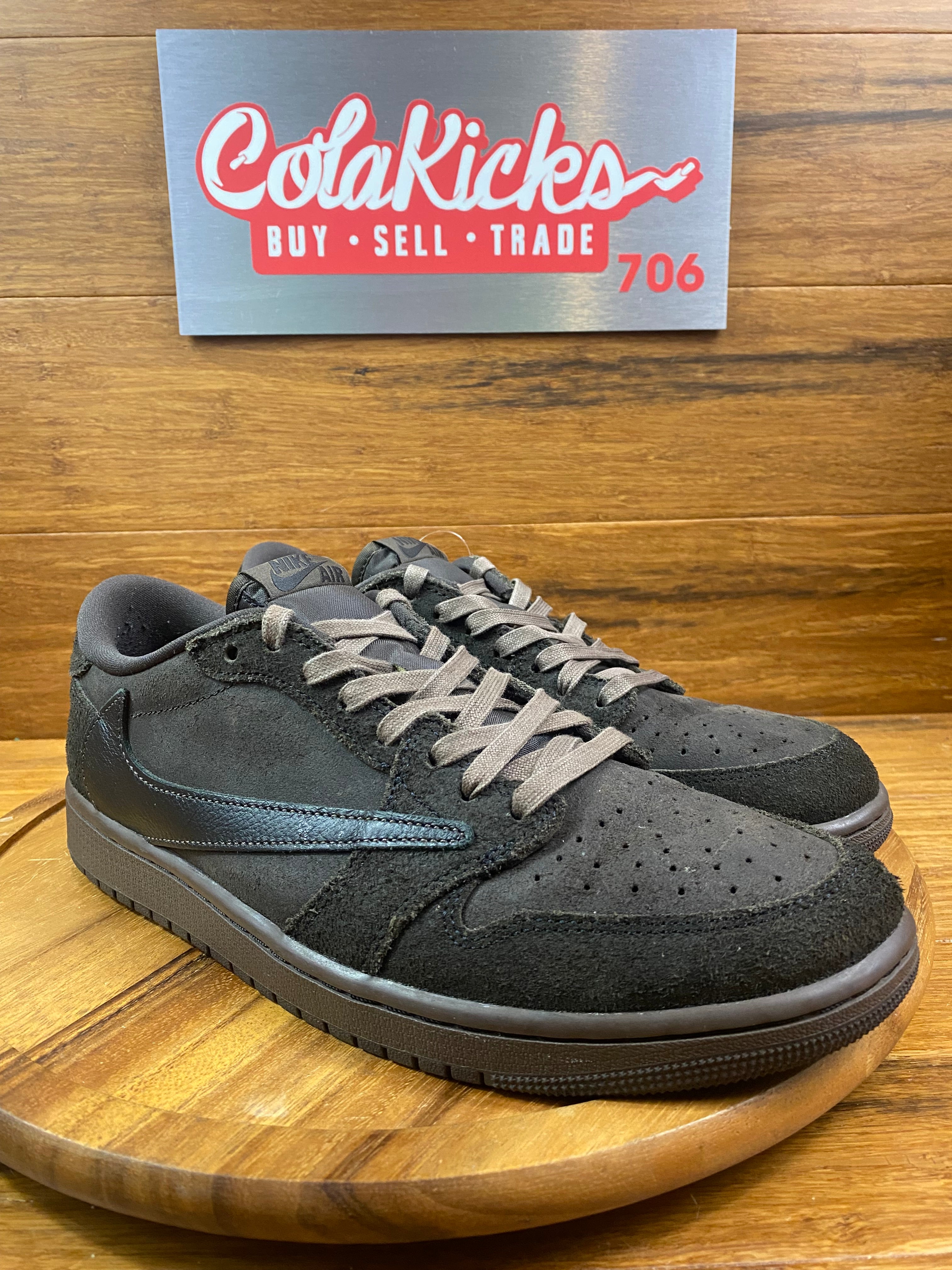 Jordan 1 Retro Low OG SP Travis Scott Velvet Brown