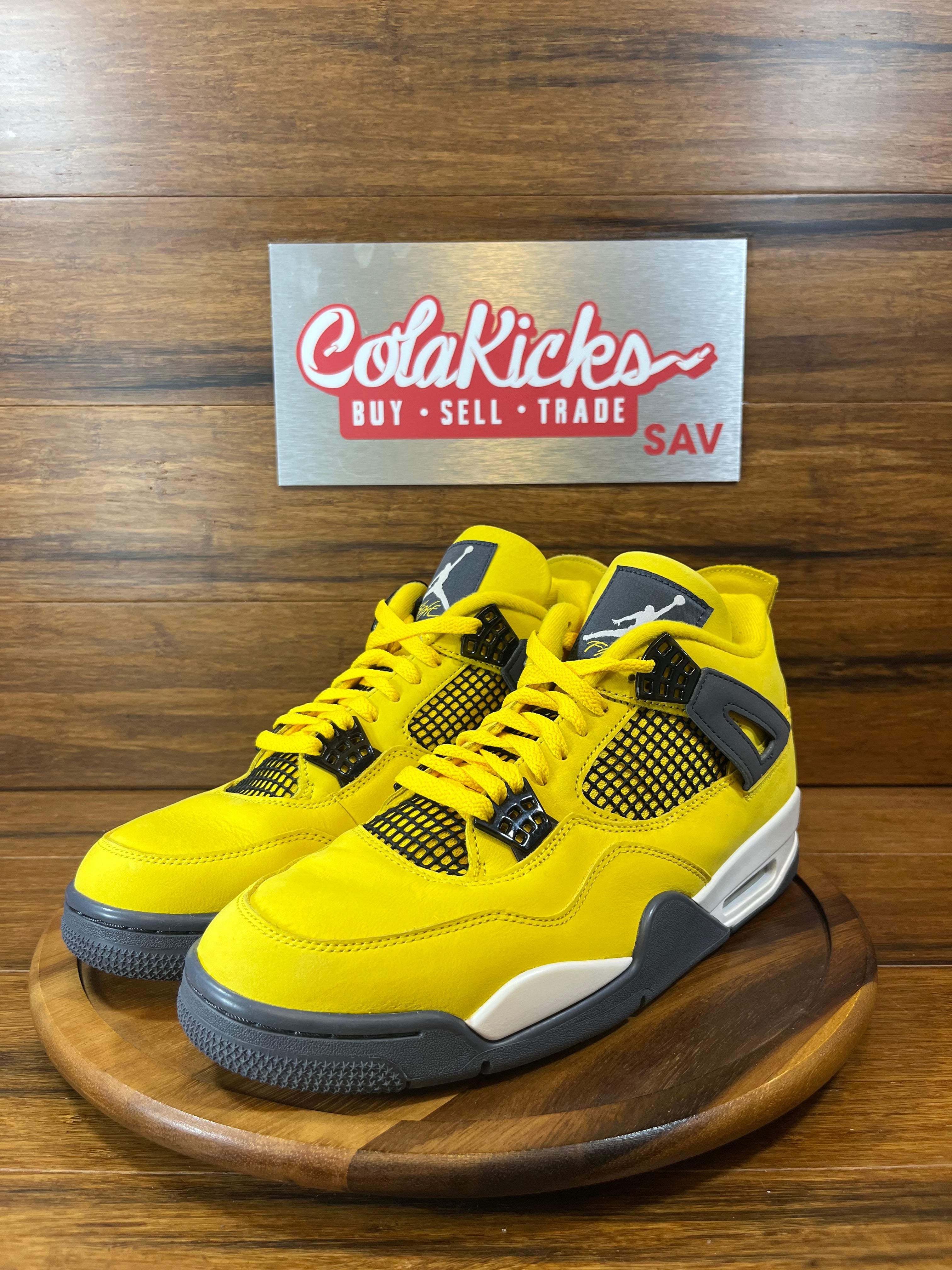 Jordan 4 Retro Lightning (2021)