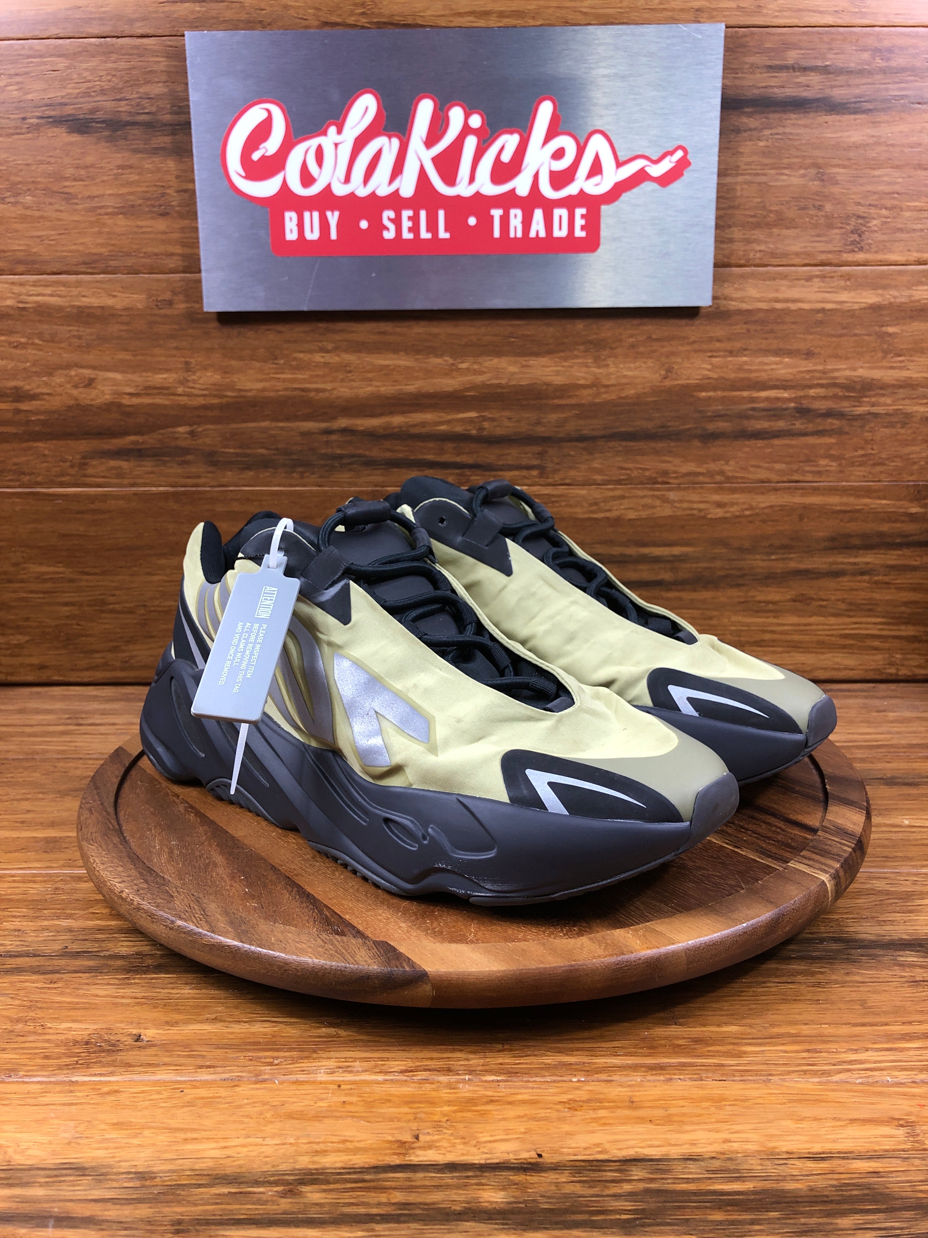adidas Yeezy Boost 700 MNVN Resin