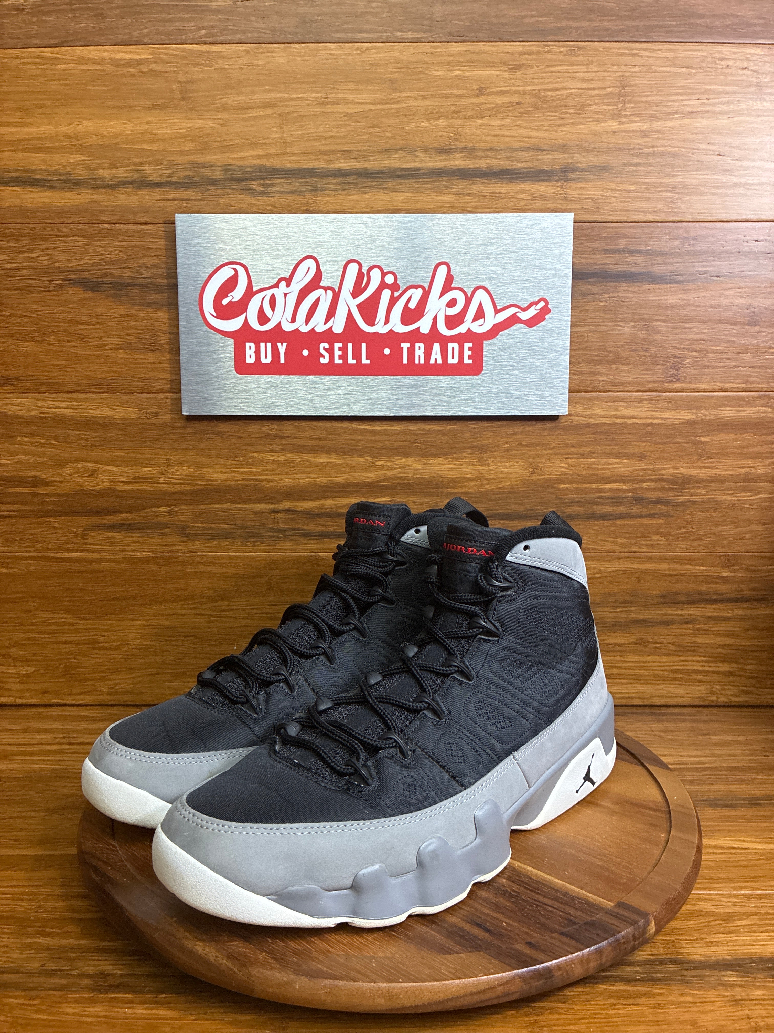 Jordan 9 Retro Particle Grey