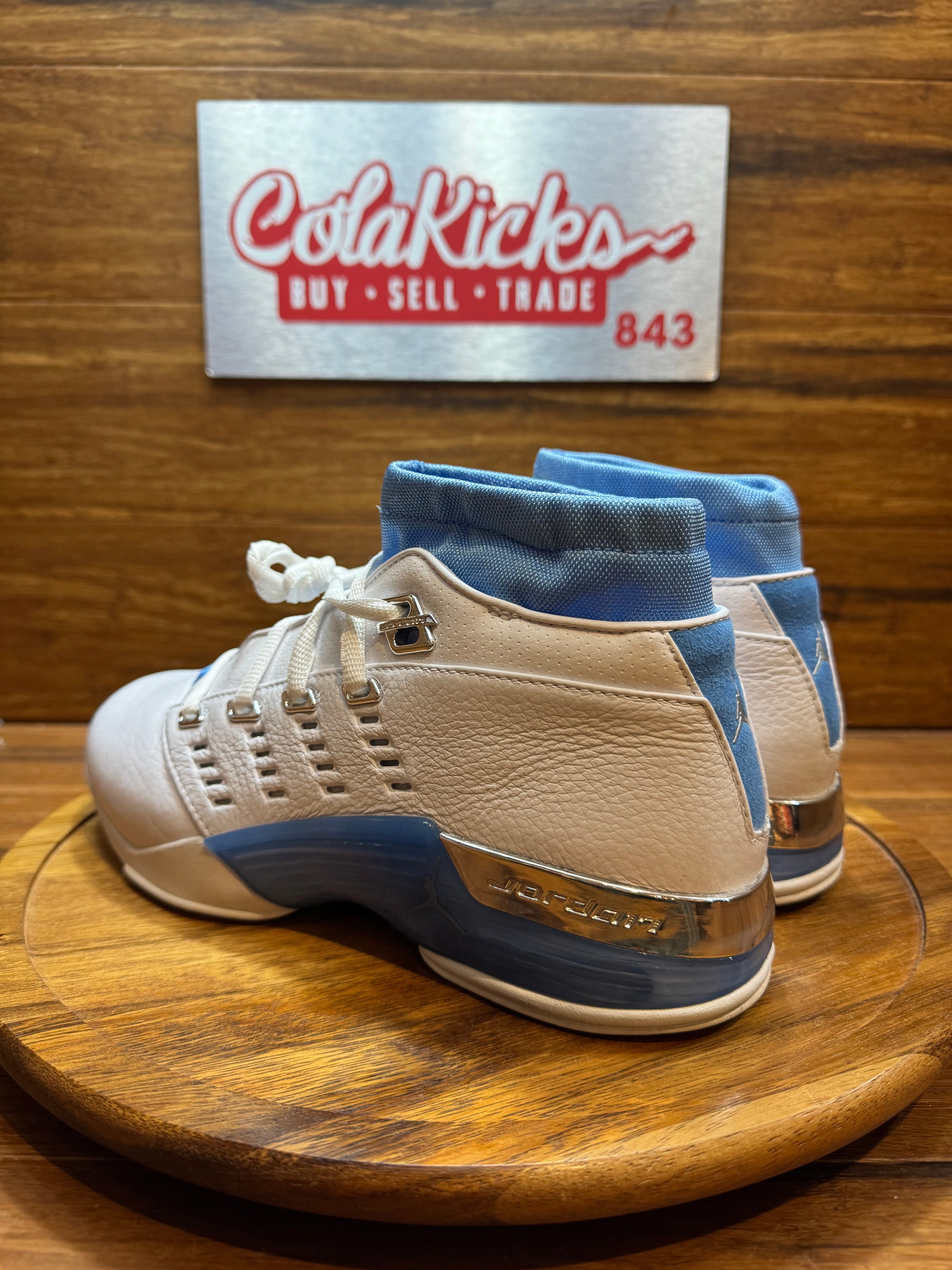 Jordan 17 Retro Low SP University Blue (2024)