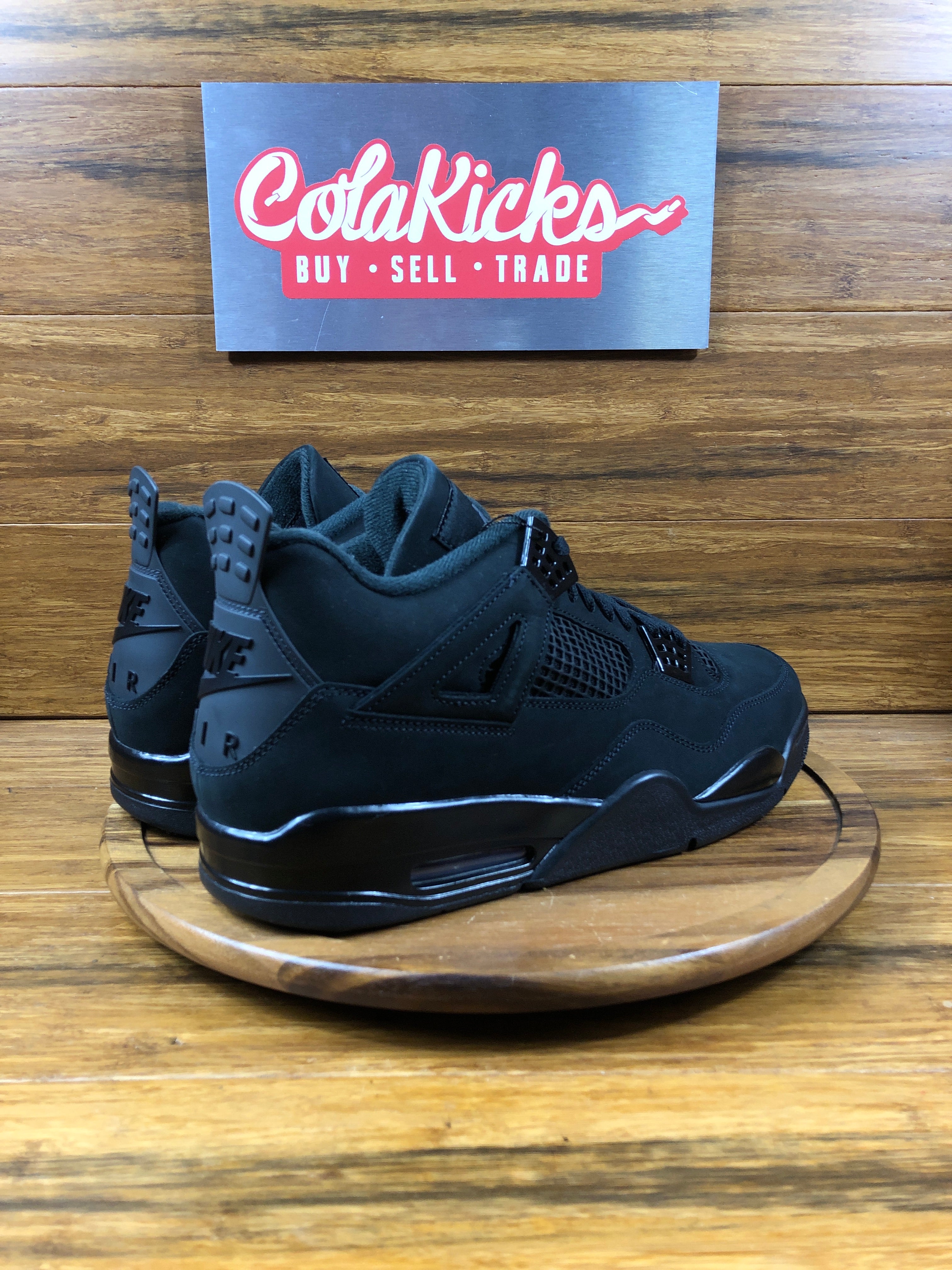 Jordan 4 Retro Black Cat (2025)