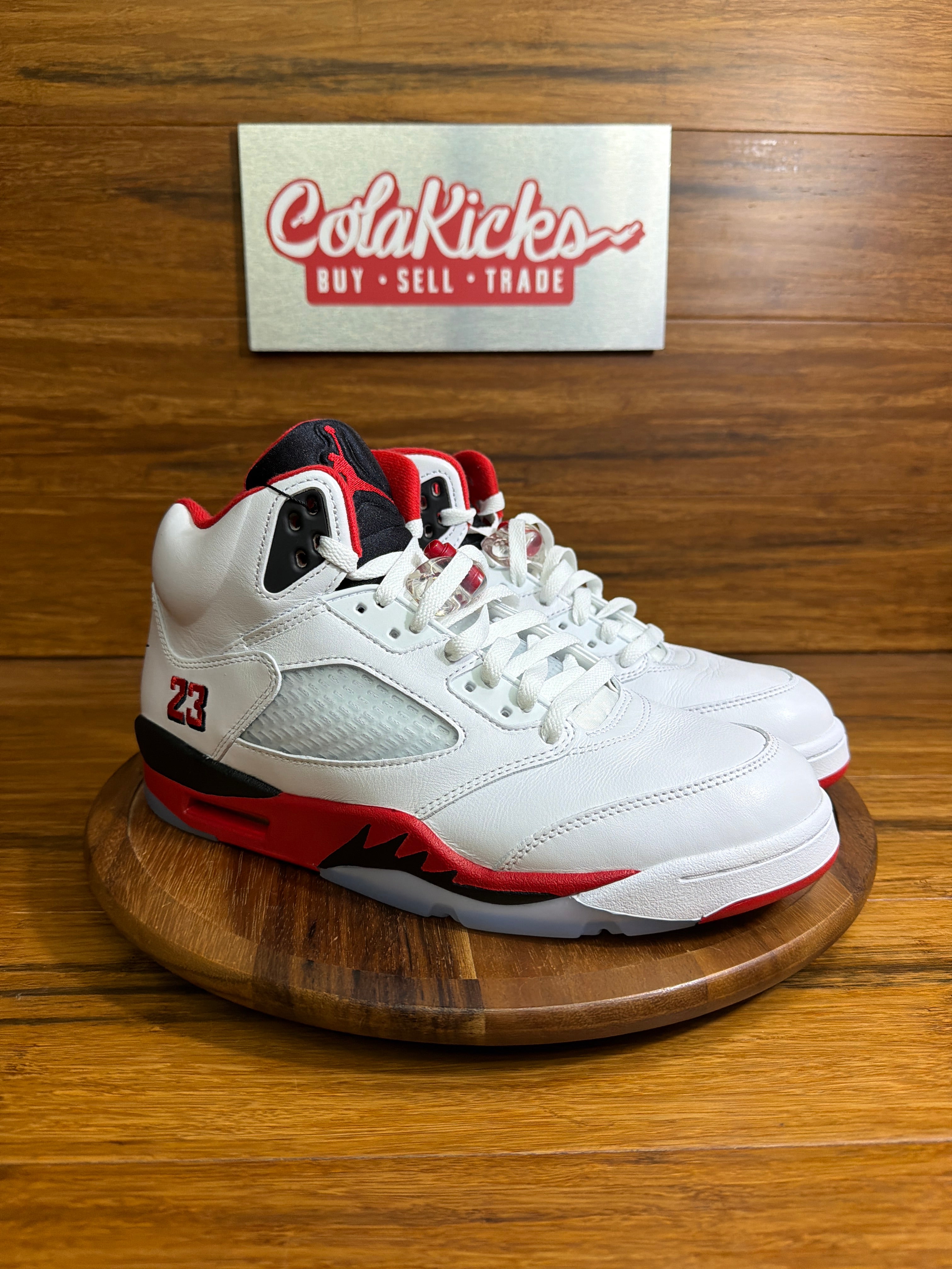 Jordan 5 Retro Fire Red Black Tongue (2025)