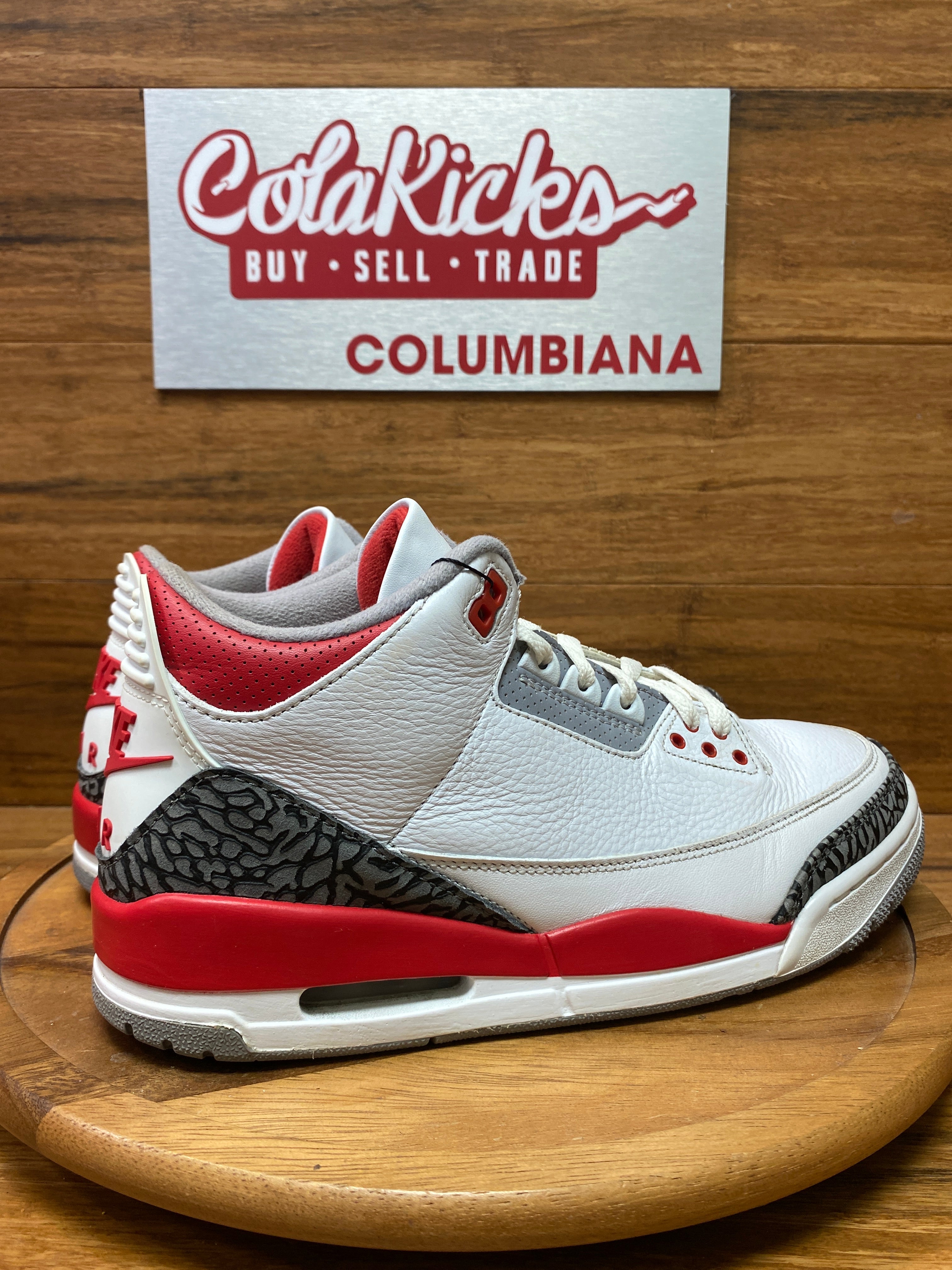 Jordan 3 Retro Fire Red (2022)