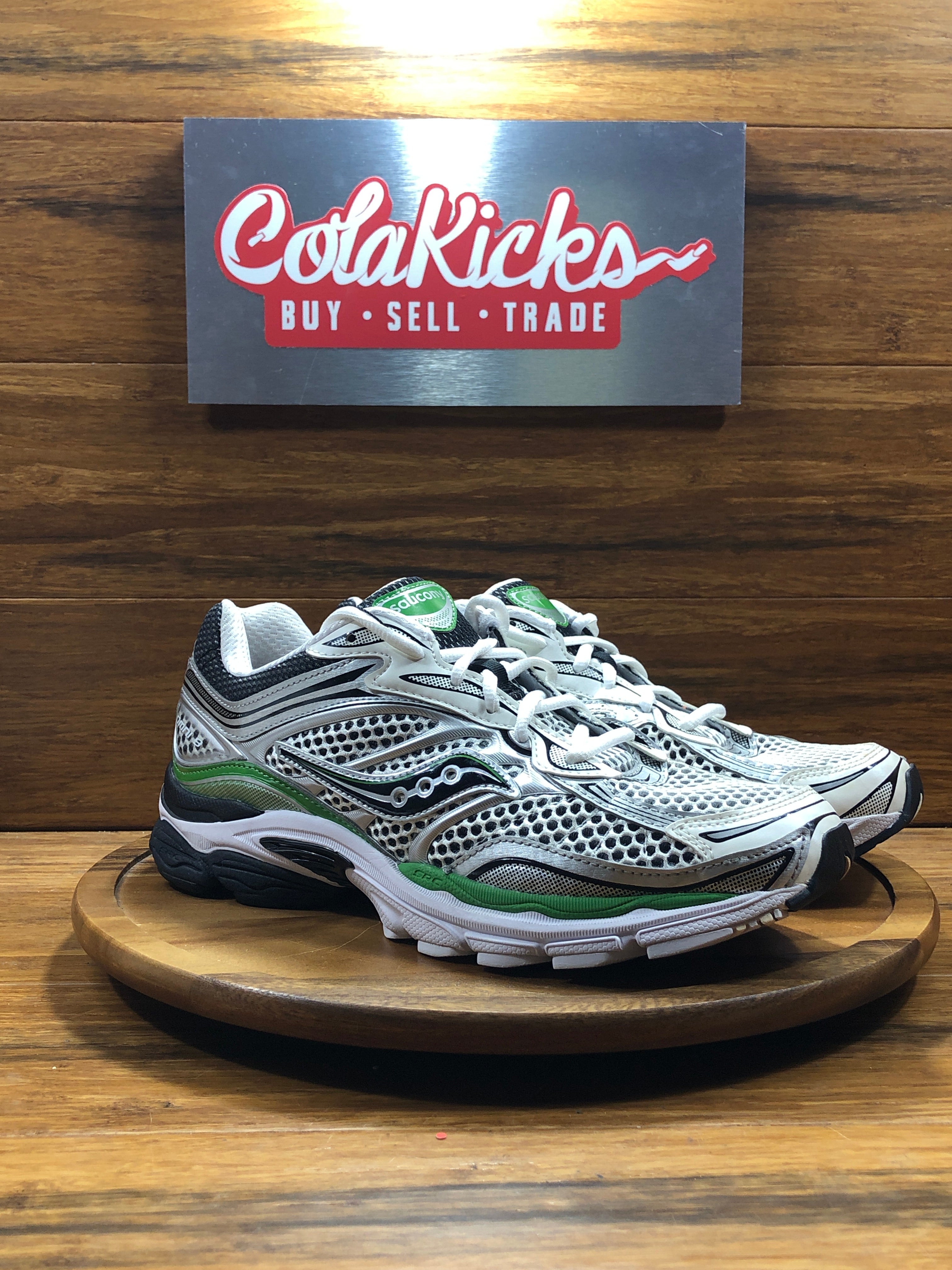 Saucony ProGrid Omni 9 Silver Green