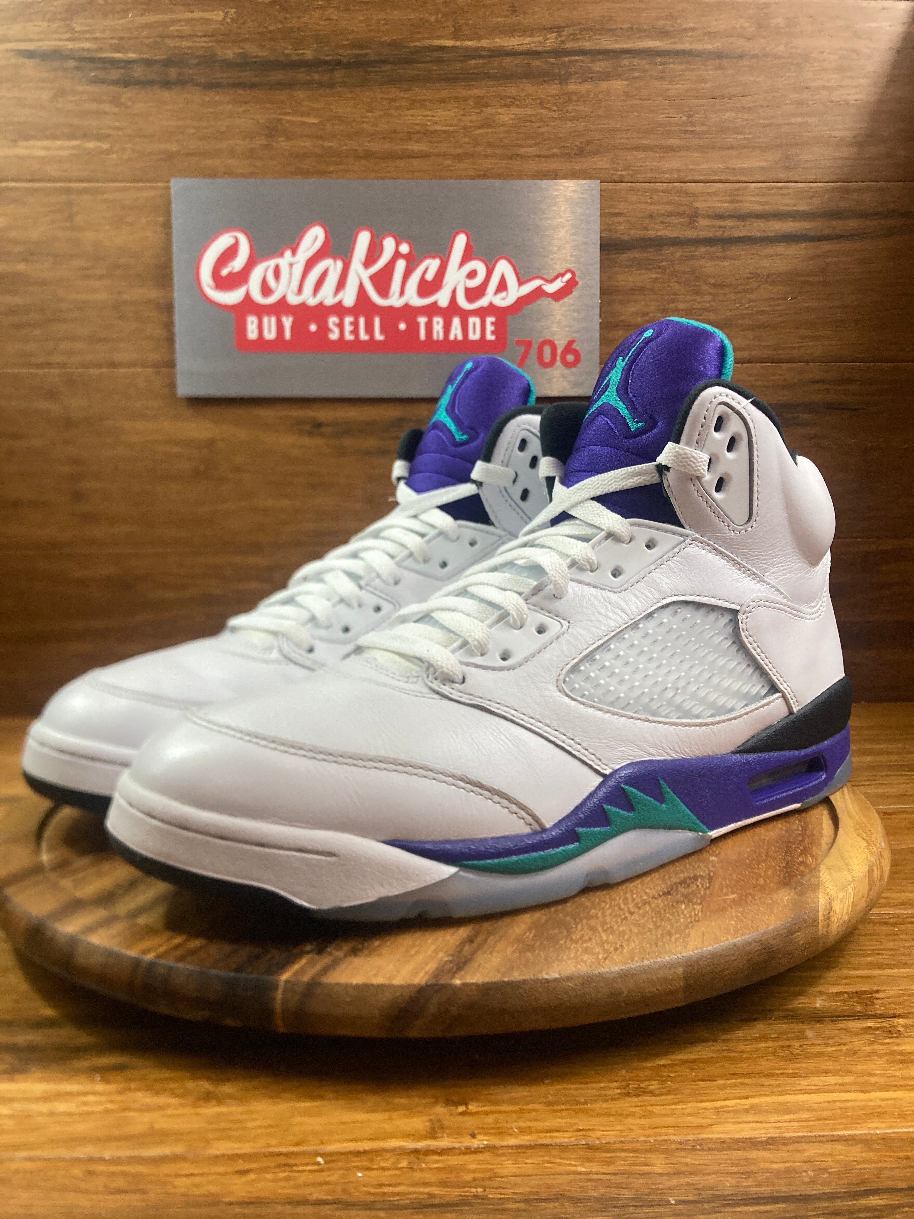 Jordan 5 Retro Grape (2025)