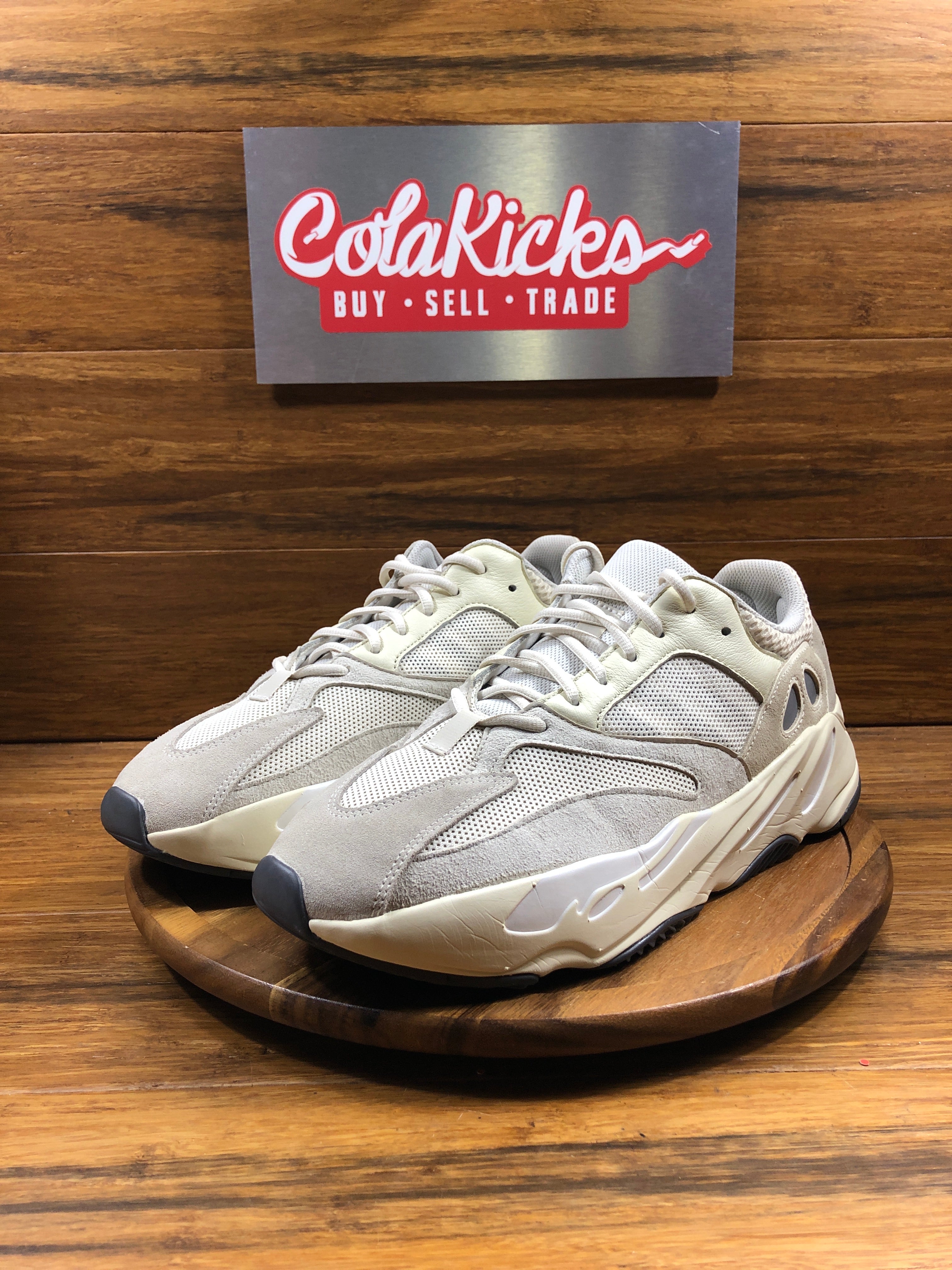 adidas Yeezy Boost 700 Analog