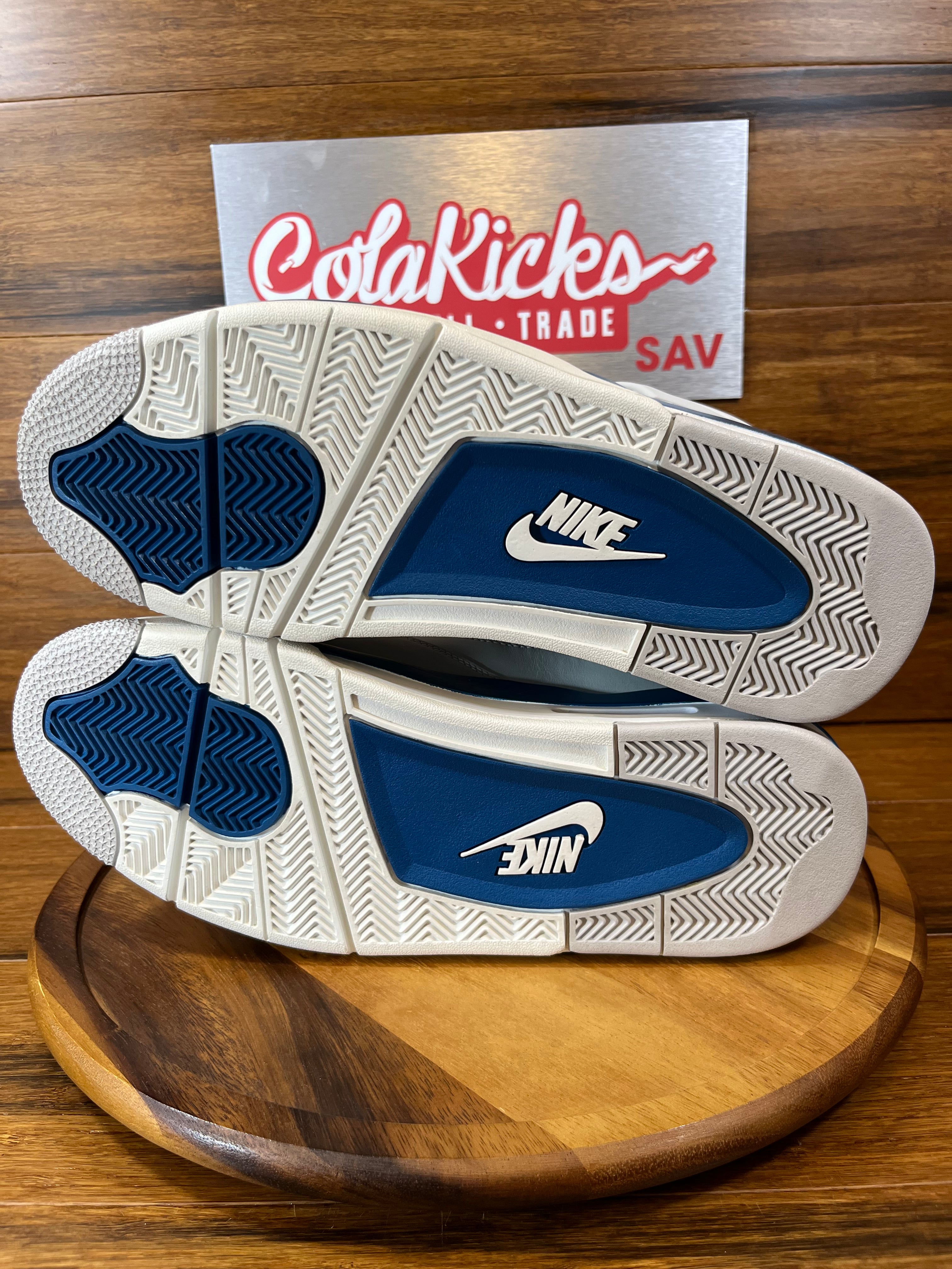 Jordan 4 Retro Military Blue (2024)