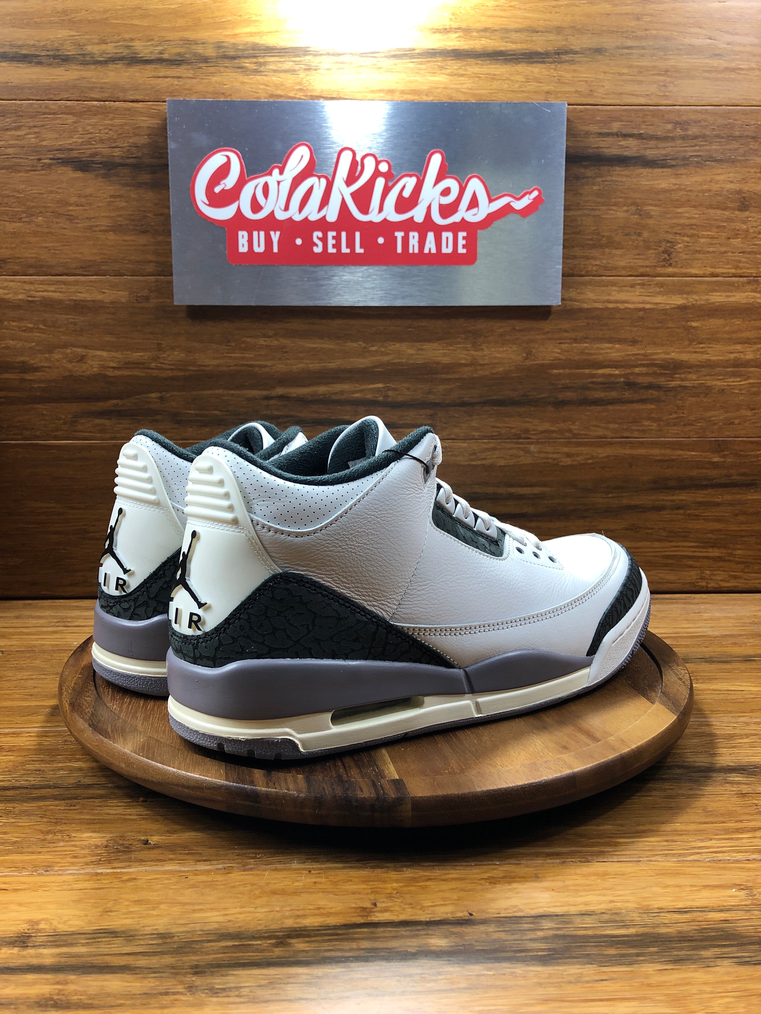Jordan 3 Retro Cement Grey