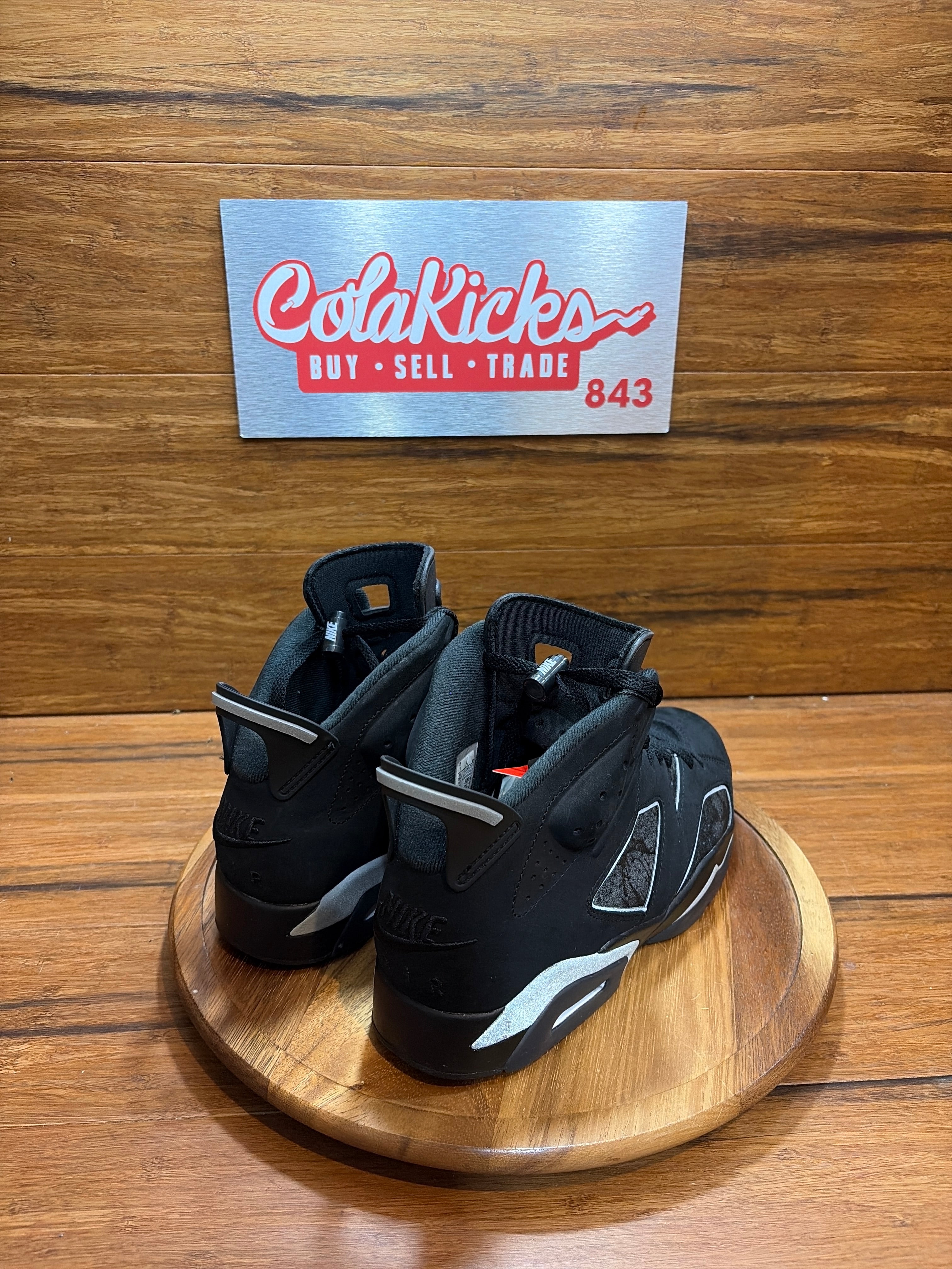 Jordan 6 Retro Cap and Gown