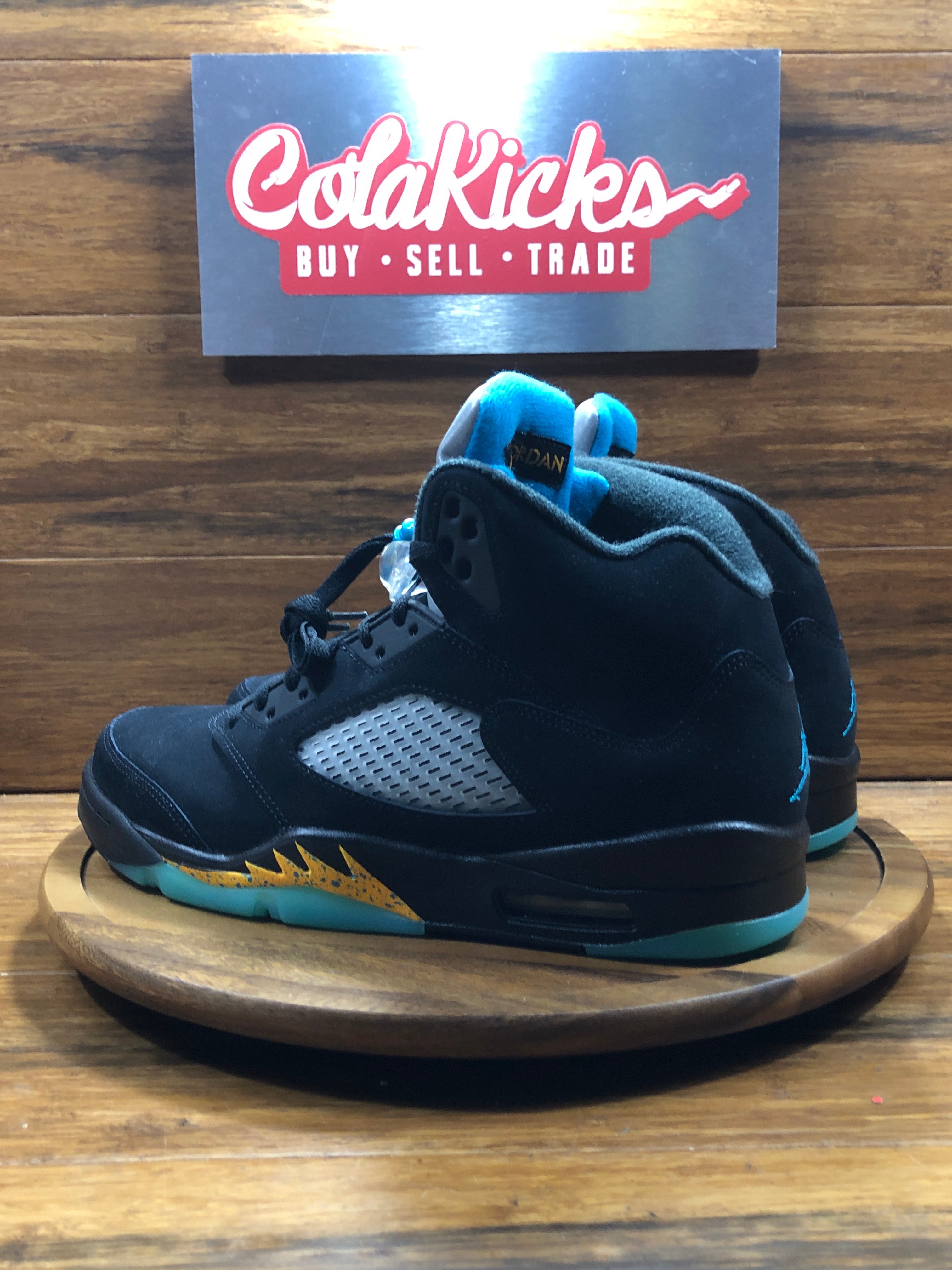 Jordan 5 Retro Aqua