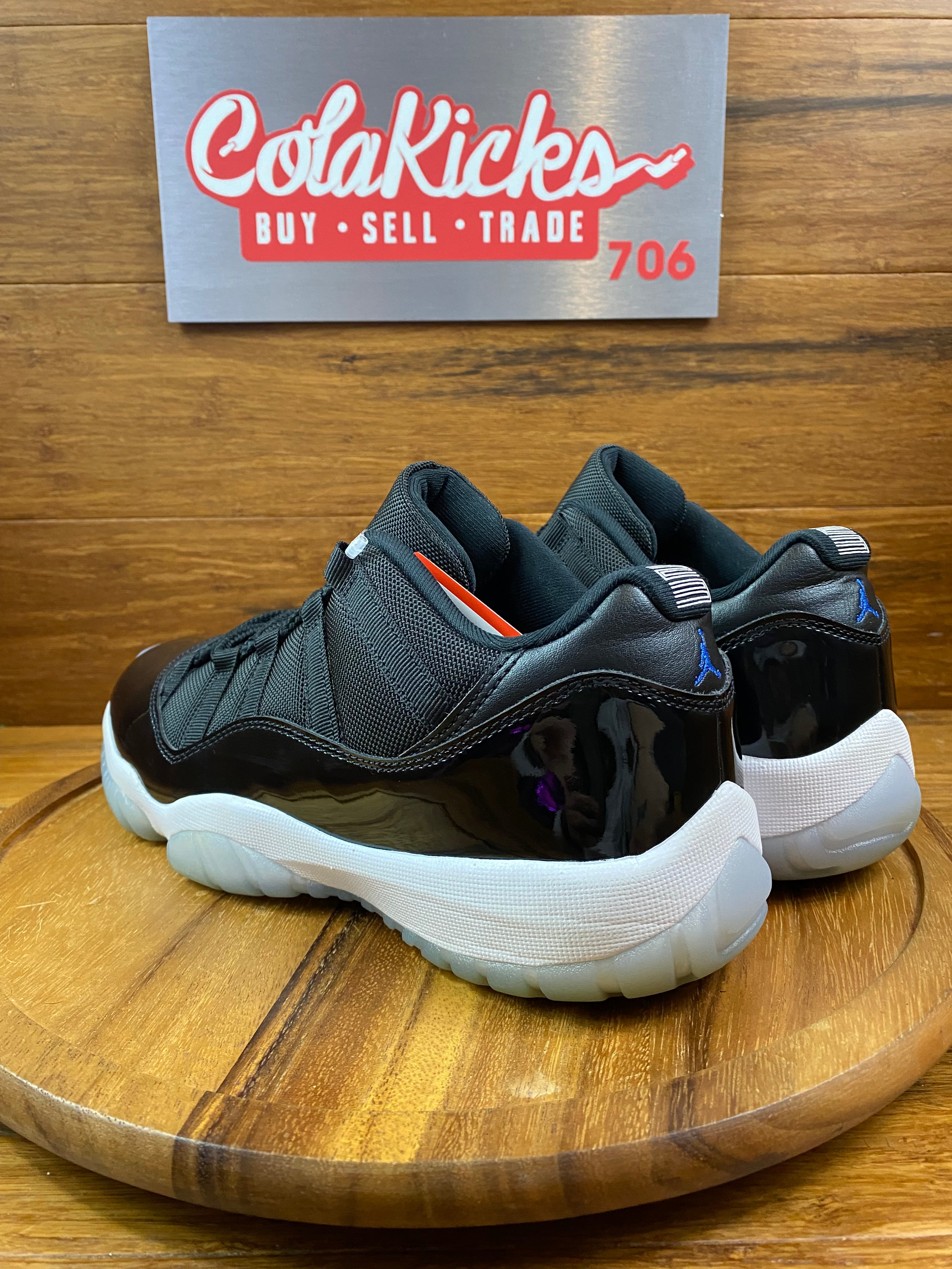 Jordan 11 Retro Low Space Jam