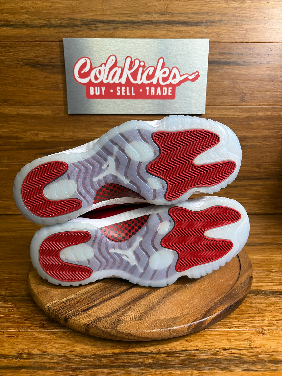 Jordan 11 Retro Cherry (2022)
