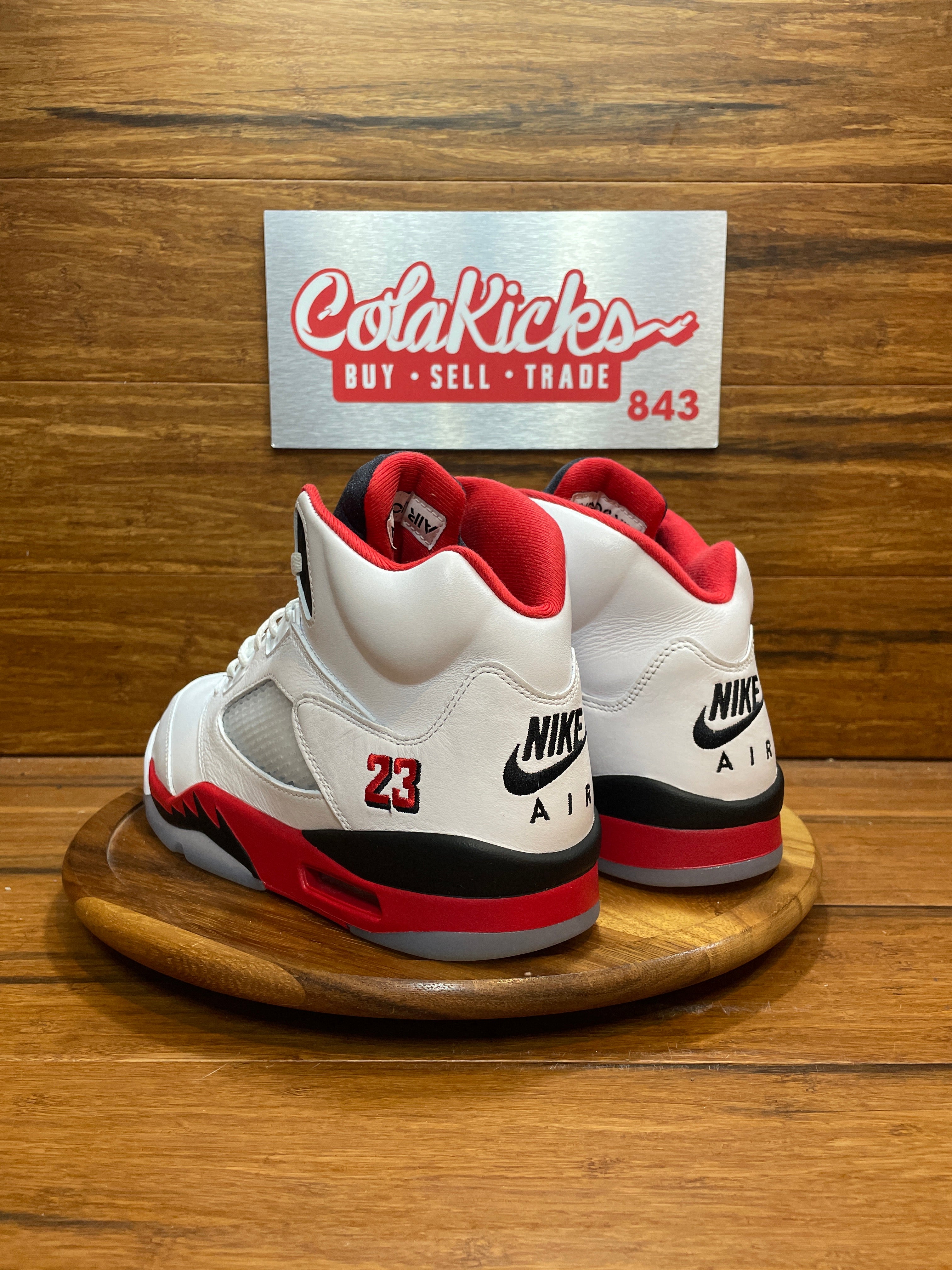 Jordan 5 Retro Fire Red Black Tongue (2025)