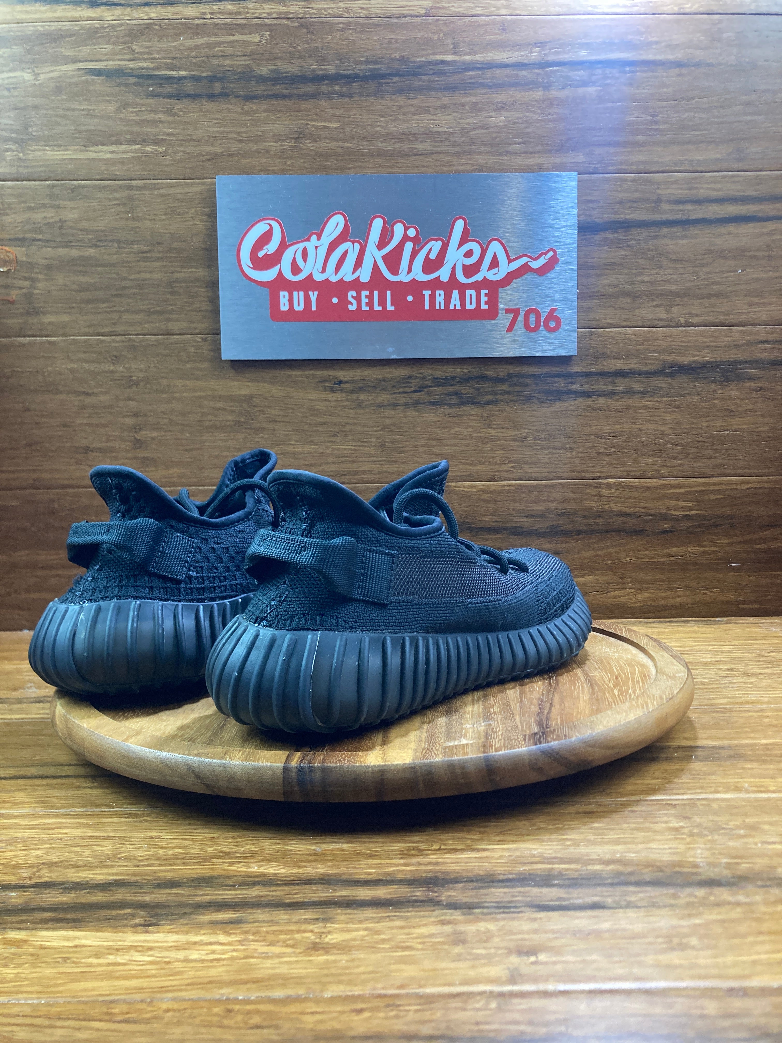 adidas Yeezy Boost 350 V2 Onyx