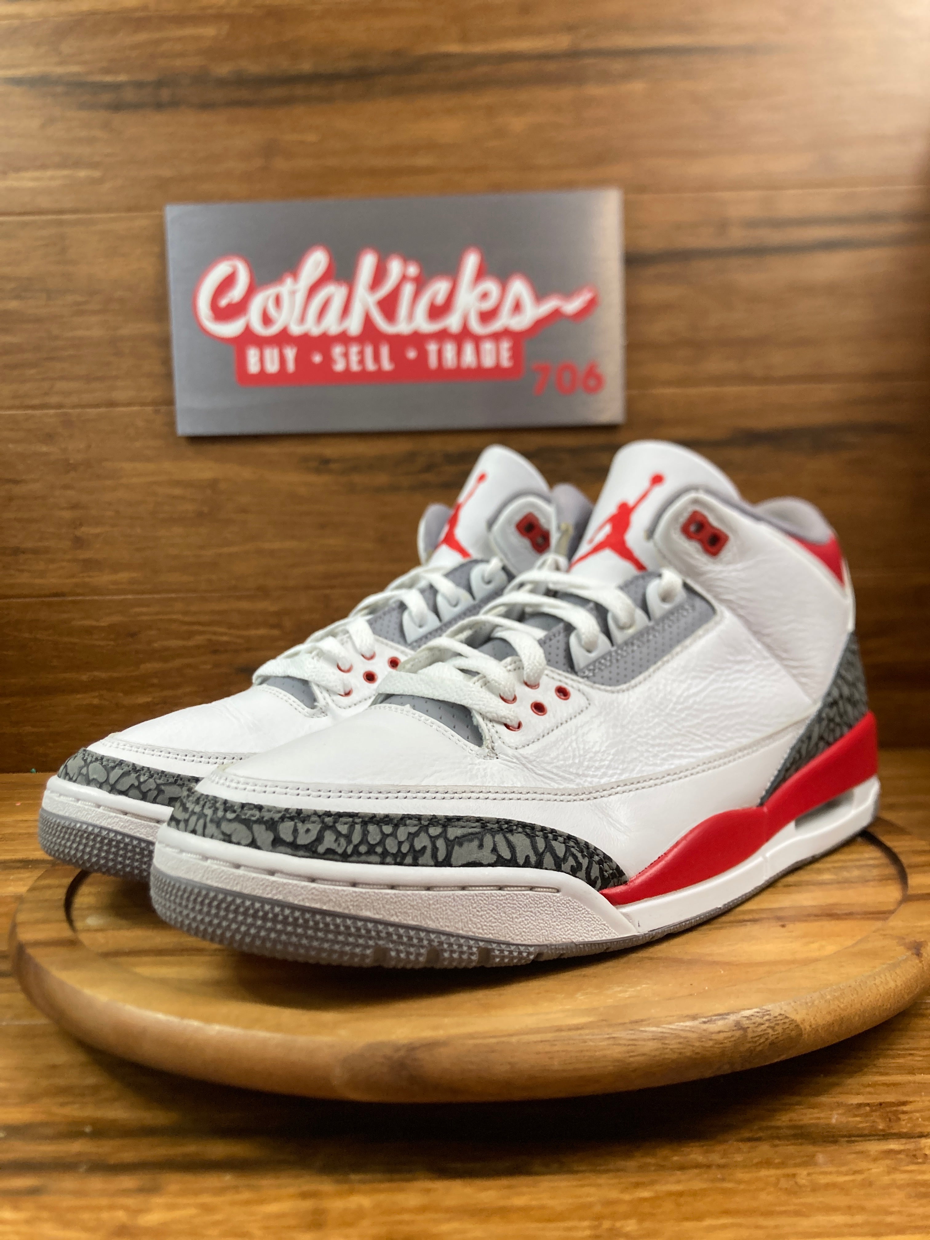 Jordan 3 Retro Fire Red (2022)
