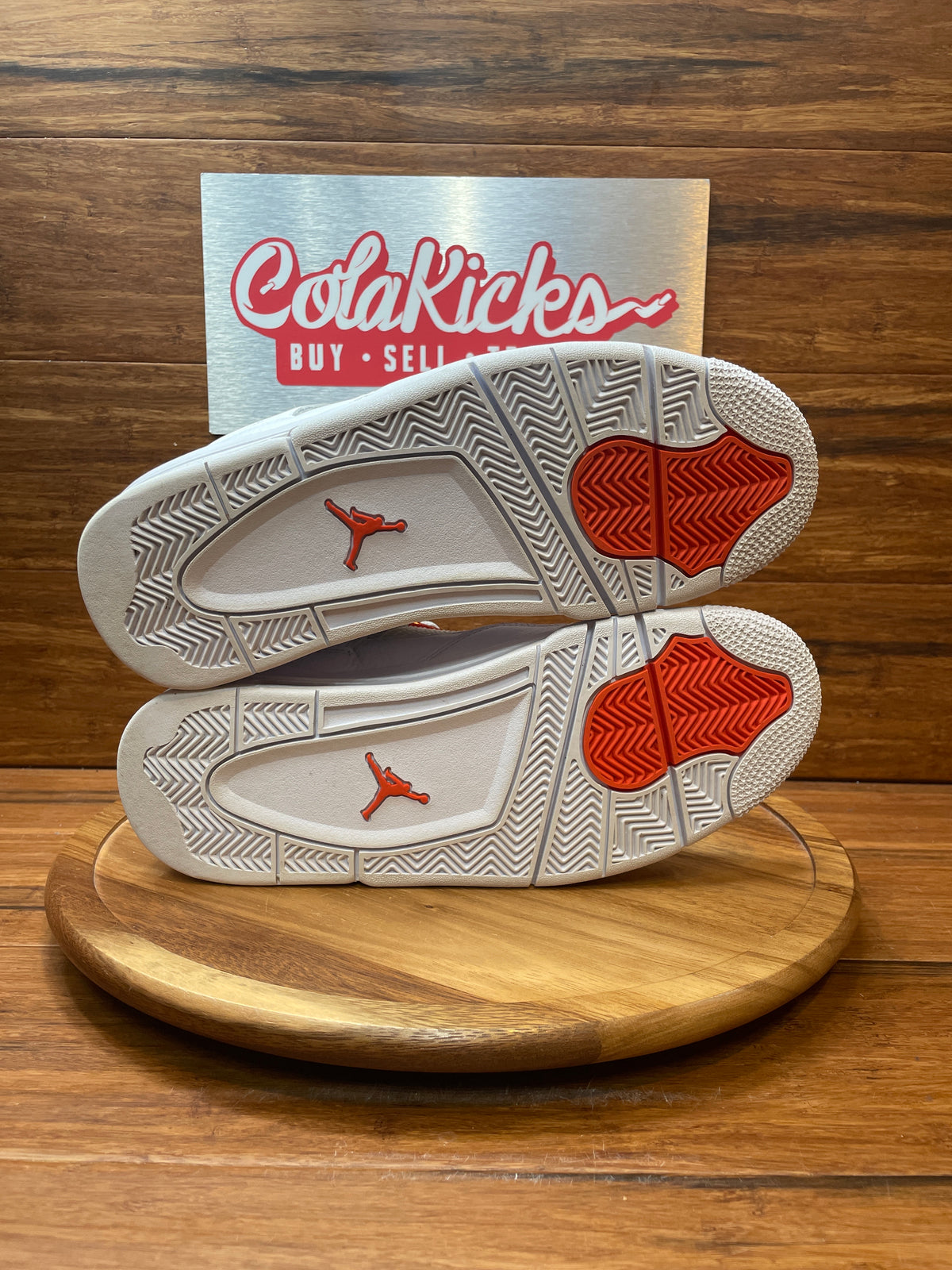 Jordan 4 Retro Metallic Orange