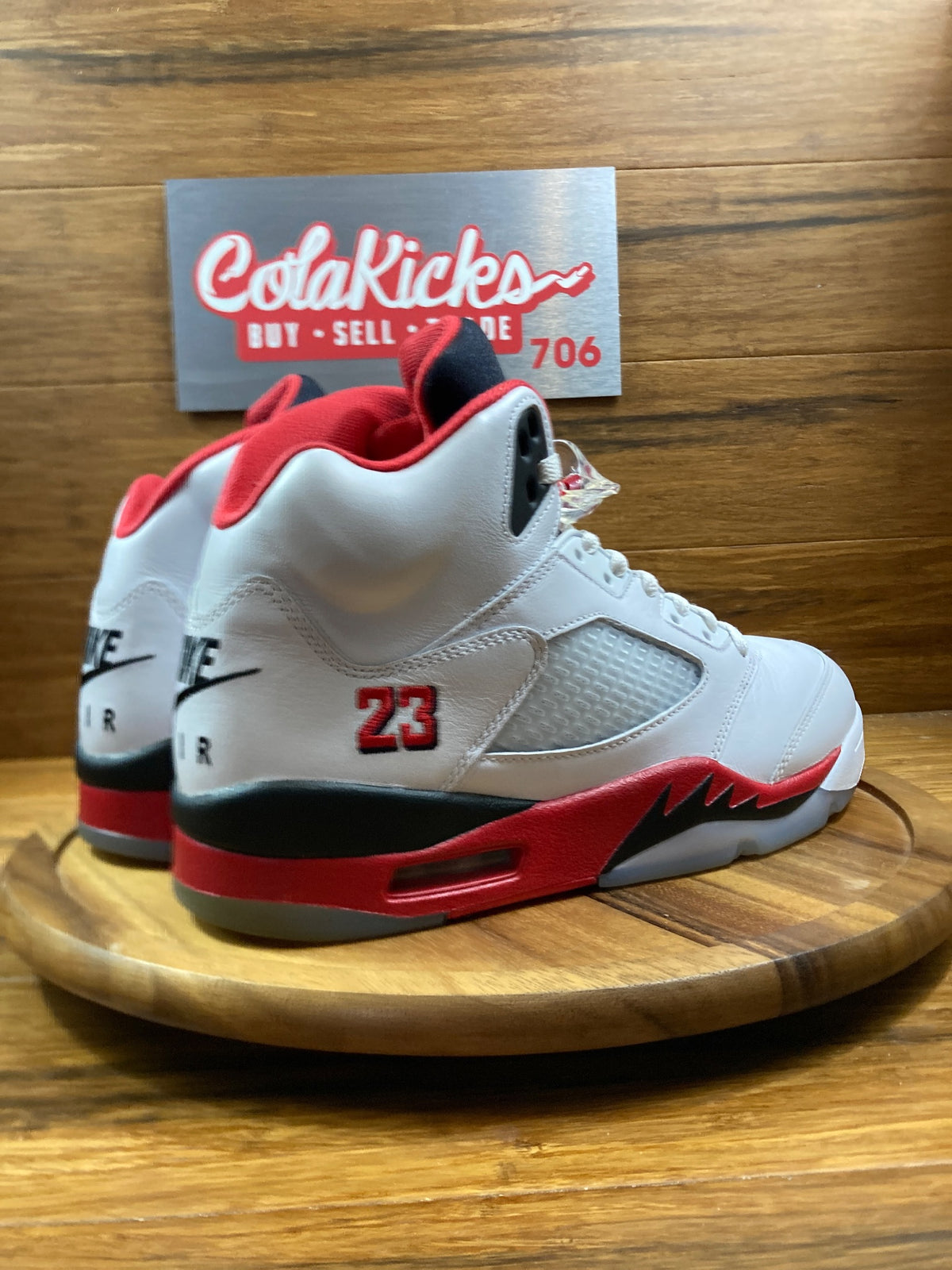 Jordan 5 Retro Fire Red Black Tongue (2025)