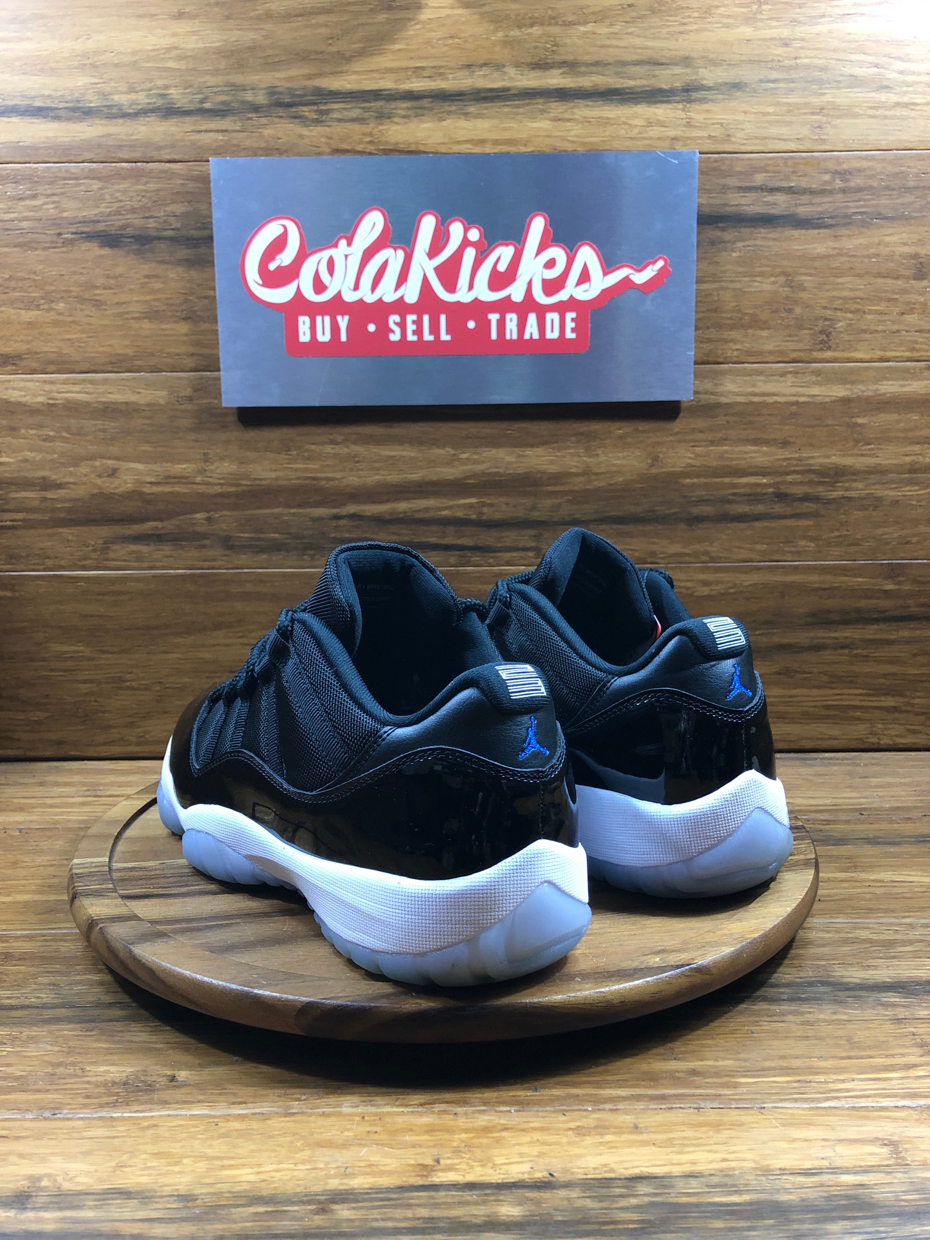 Jordan 11 Retro Low Space Jam
