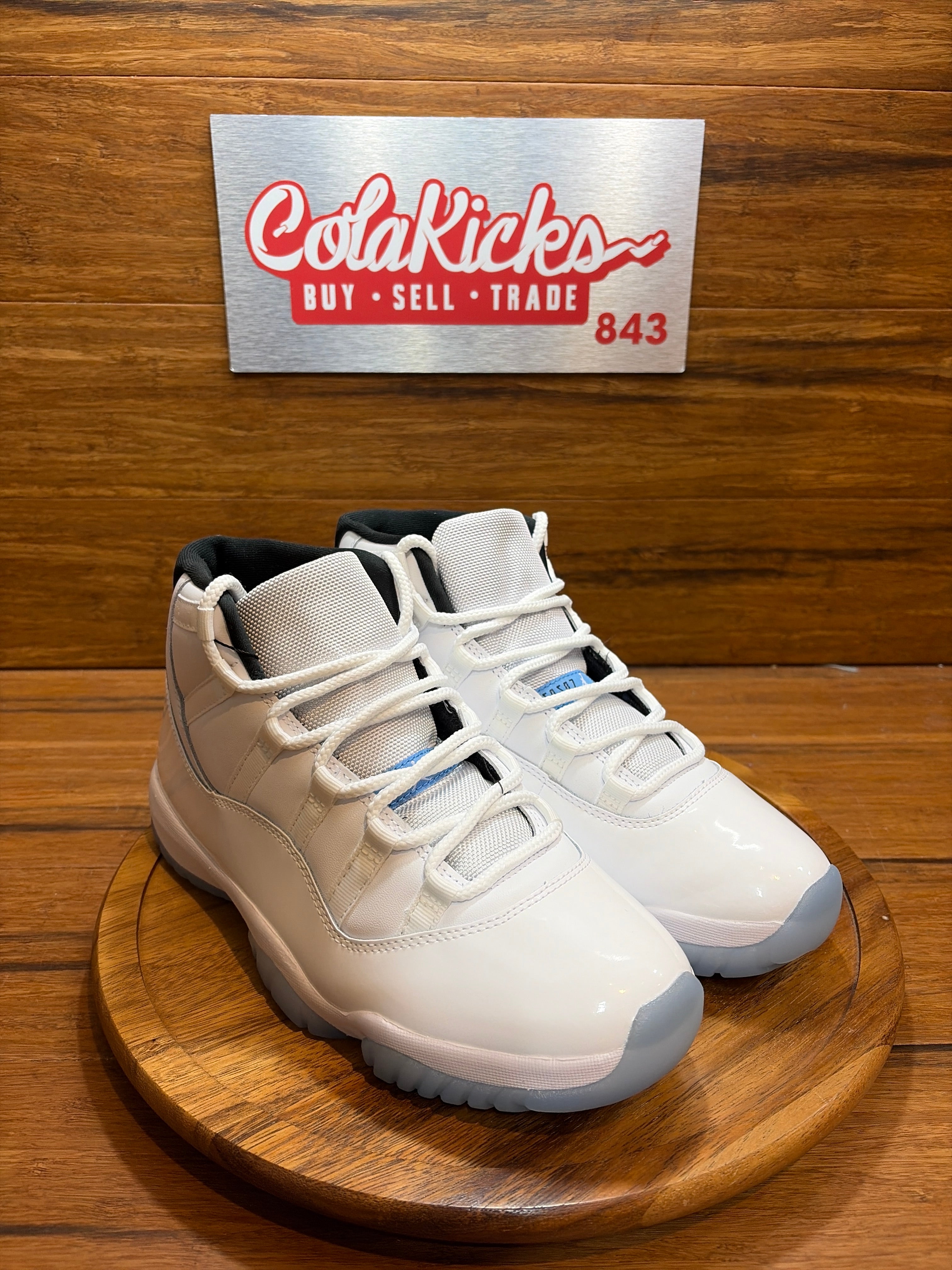 Jordan 11 Retro Legend Blue (2024)
