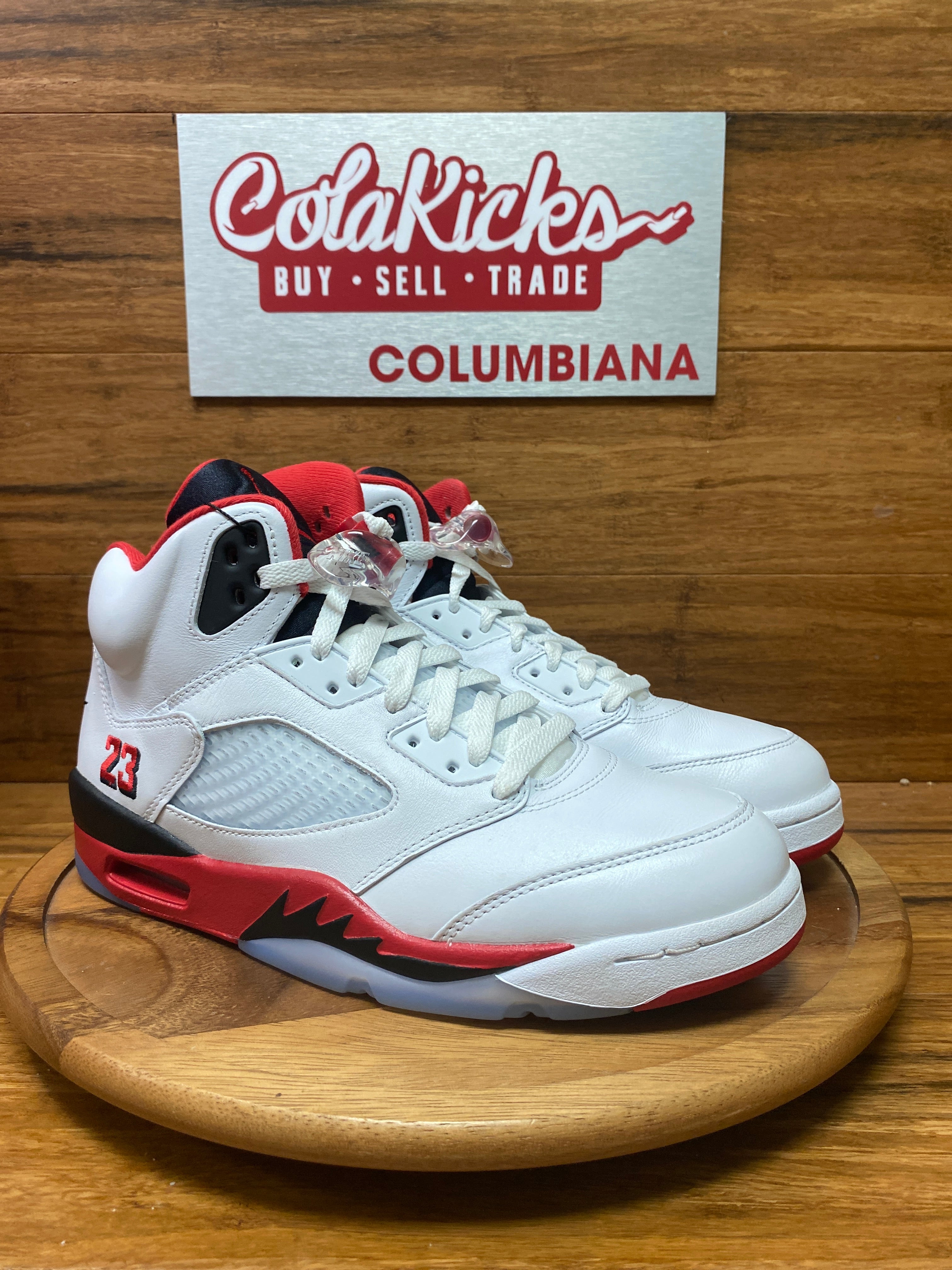 Jordan 5 Retro Fire Red Black Tongue (2025)