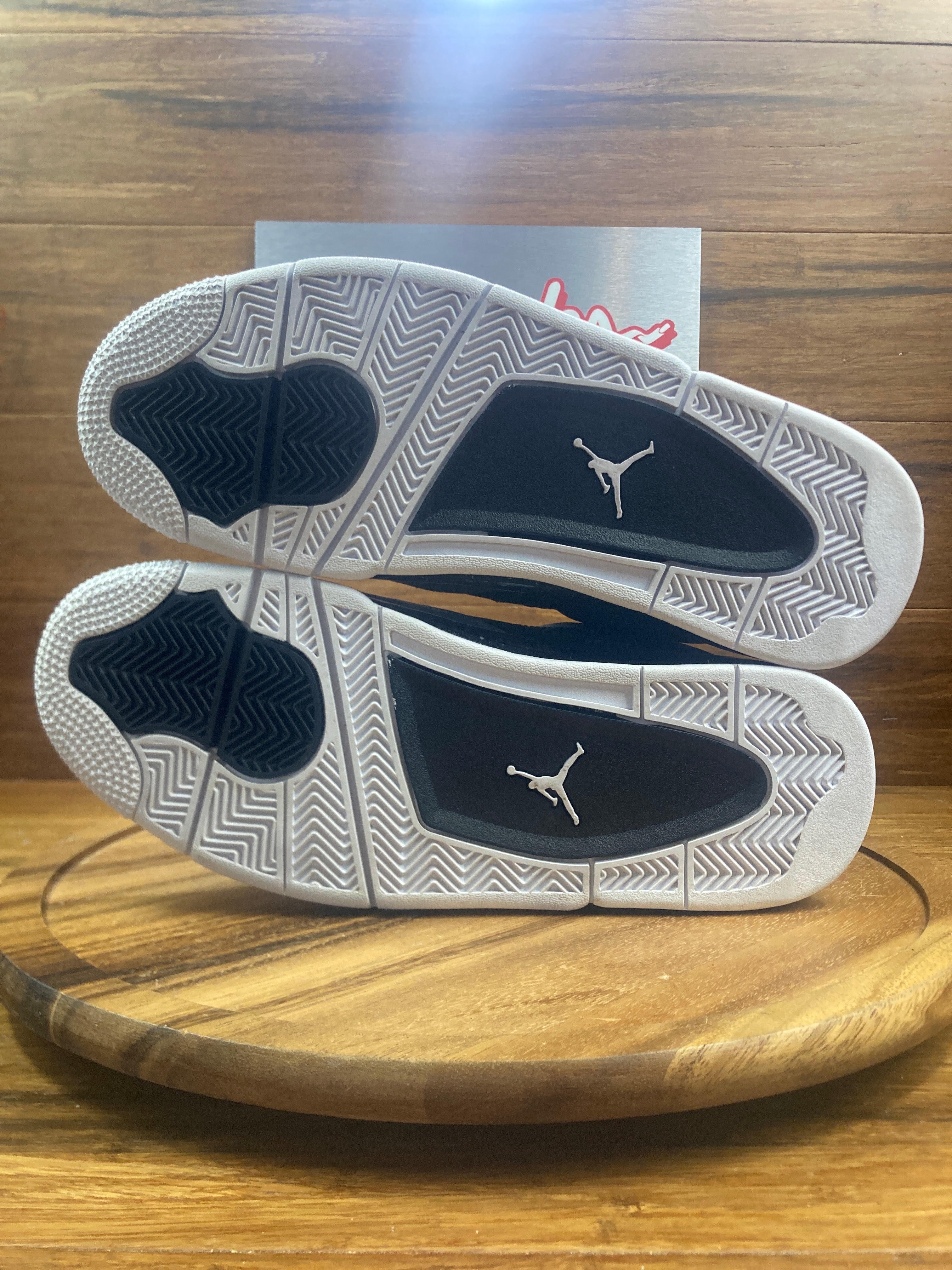 Jordan 4 Retro Fear (2024)