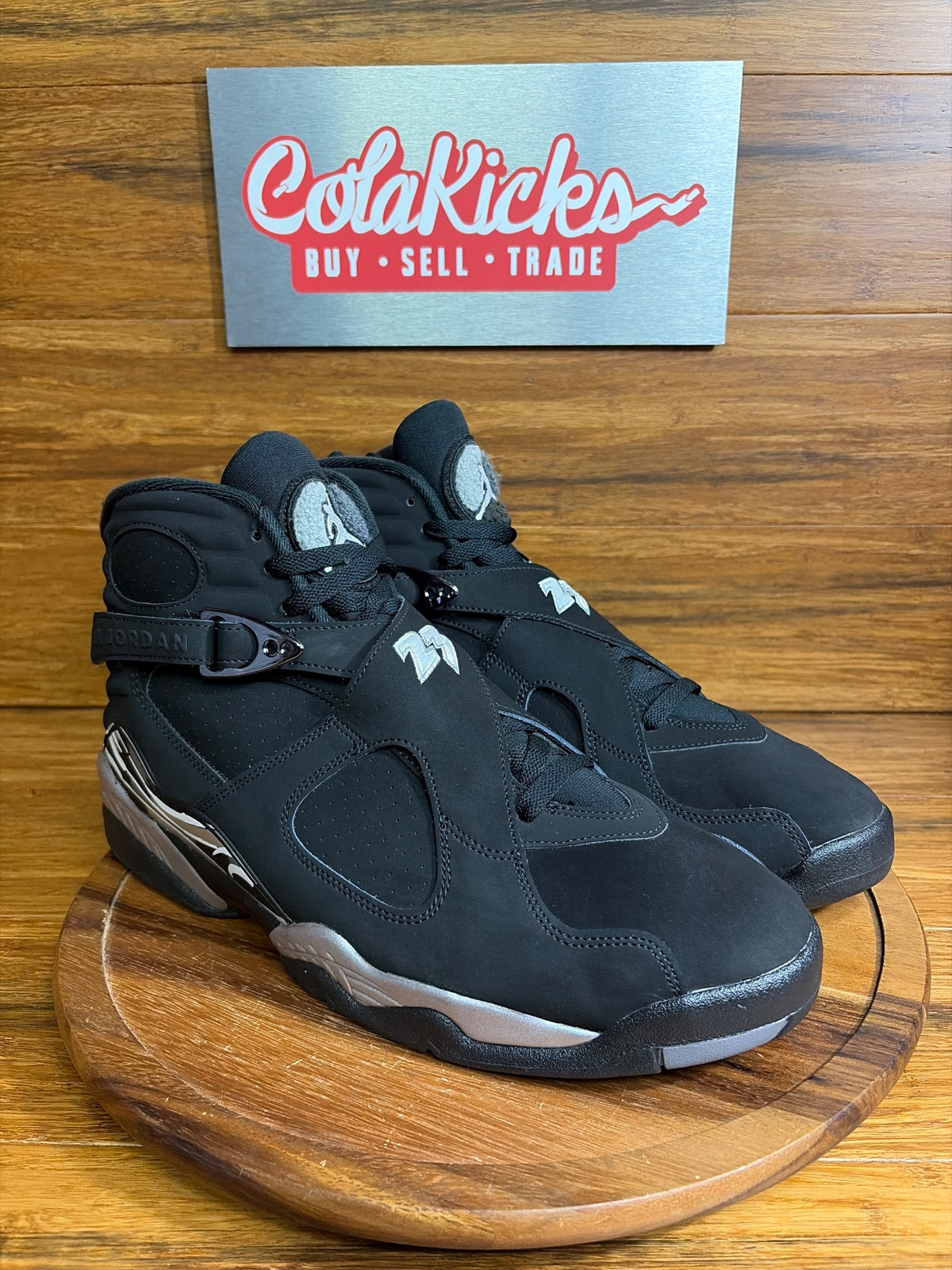 Jordan 8 Retro Chrome (2026)