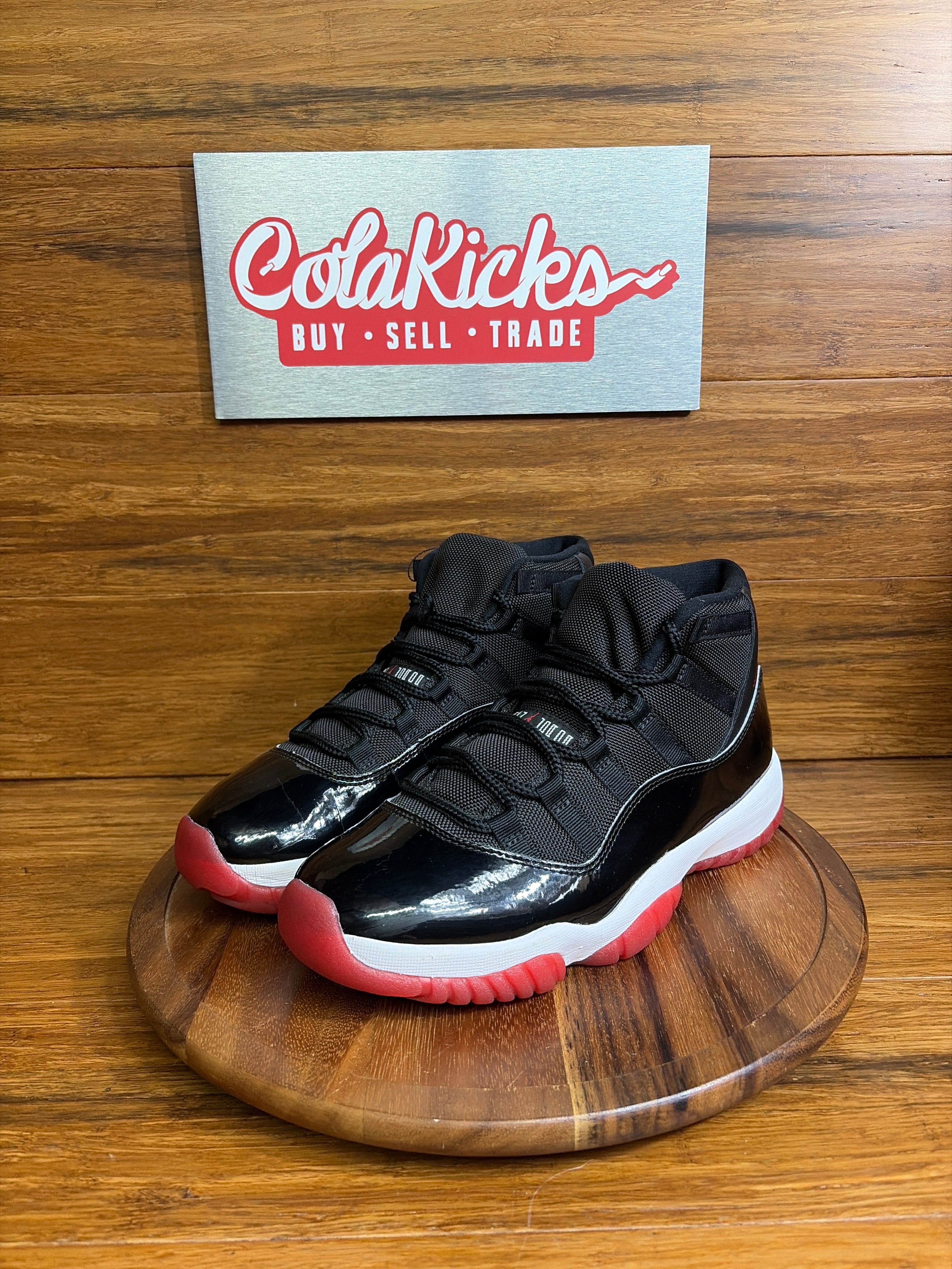 Jordan 11 Retro Playoffs Bred (2019)