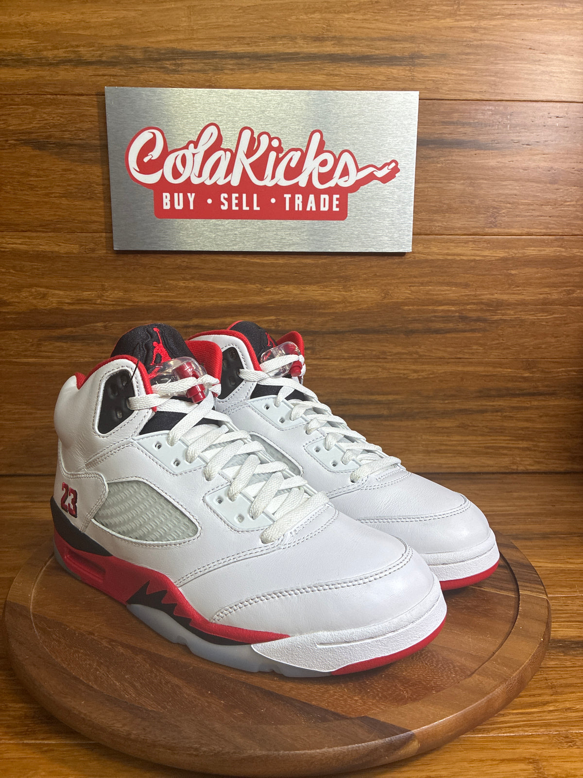 Jordan 5 Retro Fire Red Black Tongue (2025)