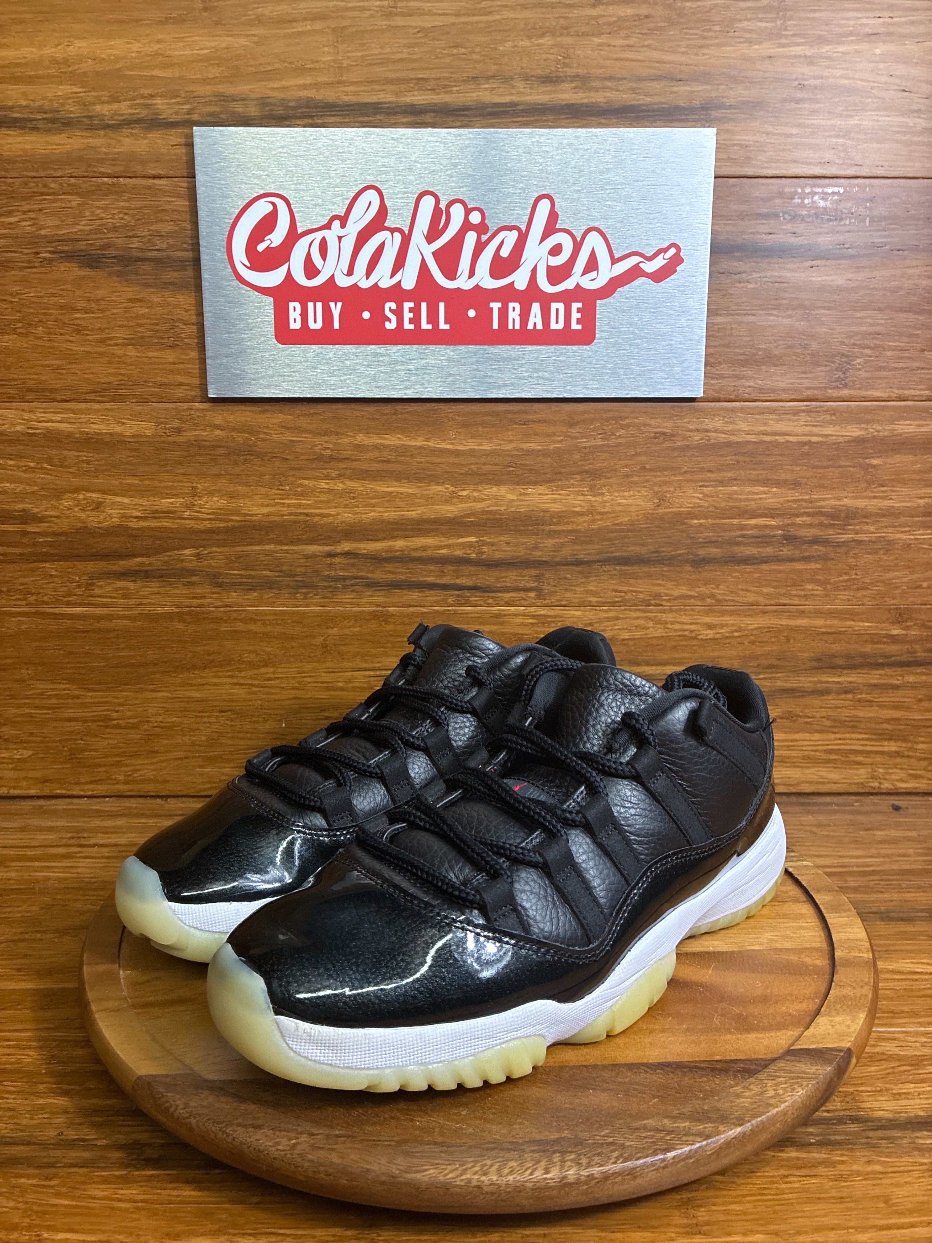 Jordan 11 Retro Low 72-10