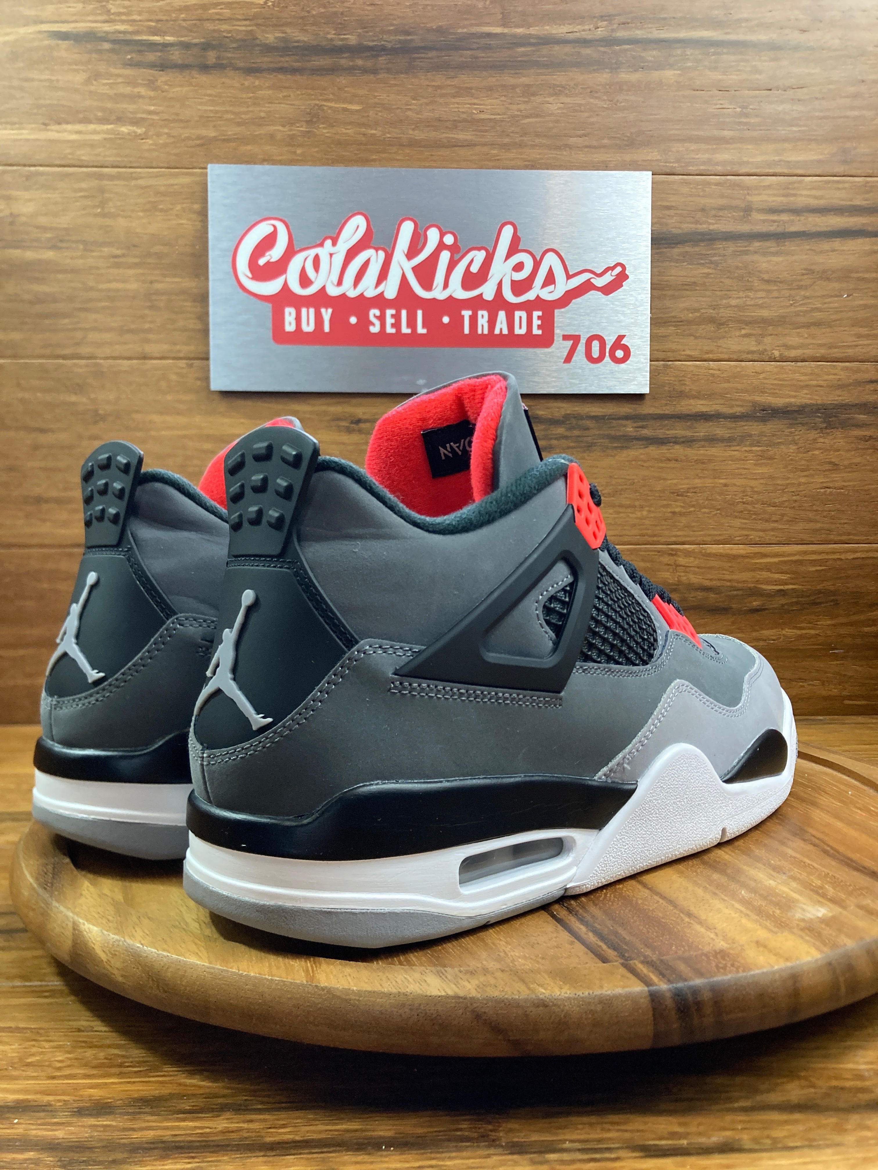Jordan 4 Retro Infrared