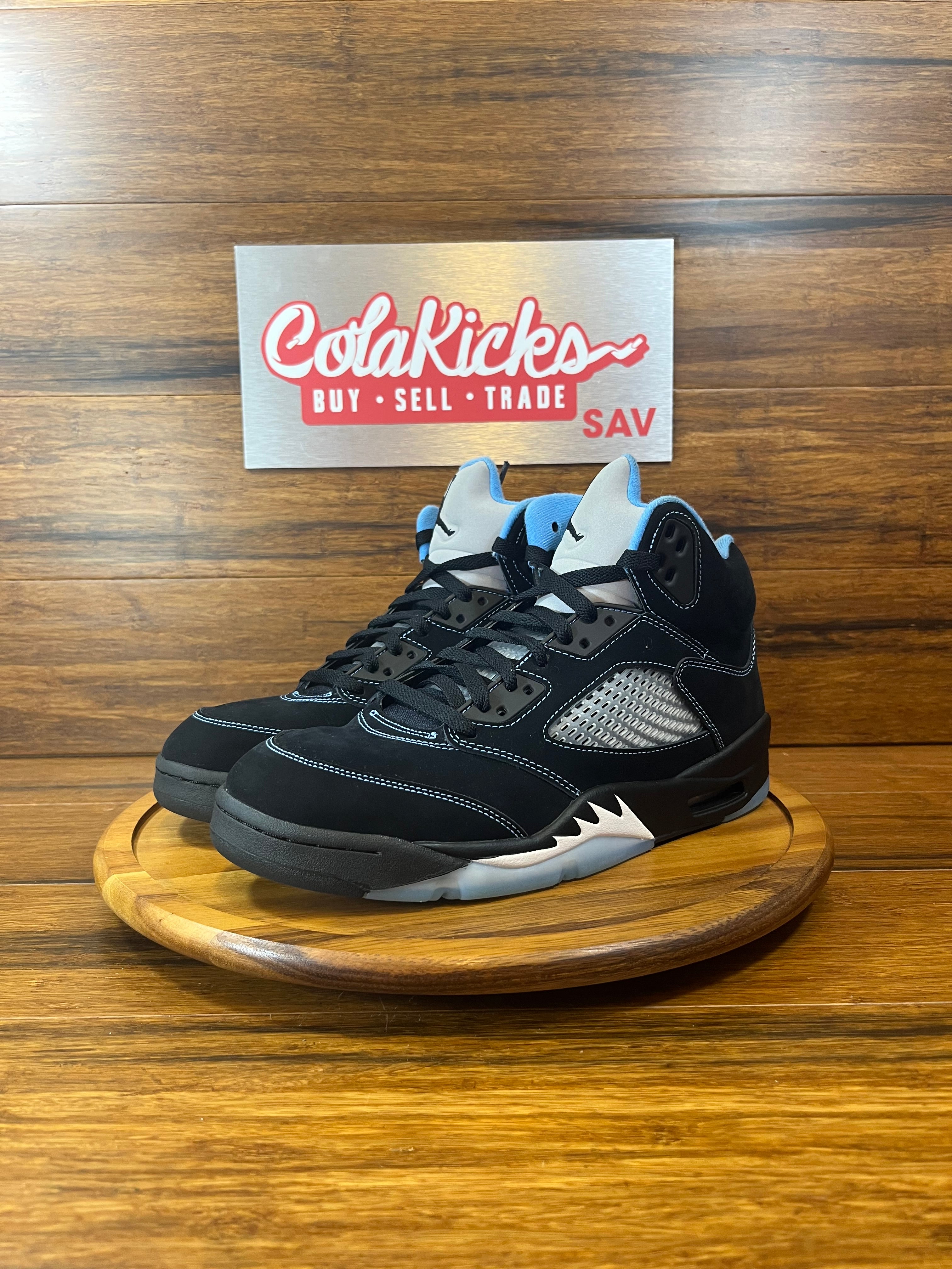 Jordan 5 Retro Black University Blue (2026)(Missing Lace Locks)