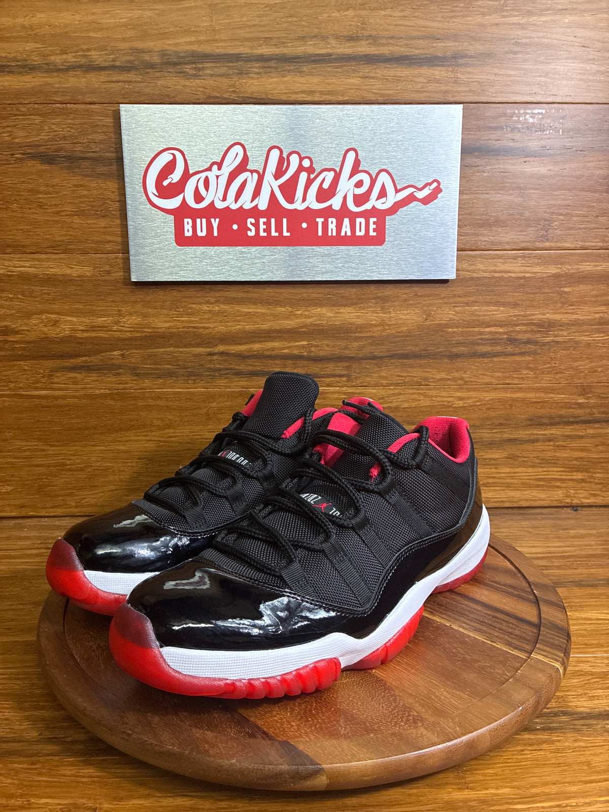 Jordan 11 Retro Low Bred (2015)