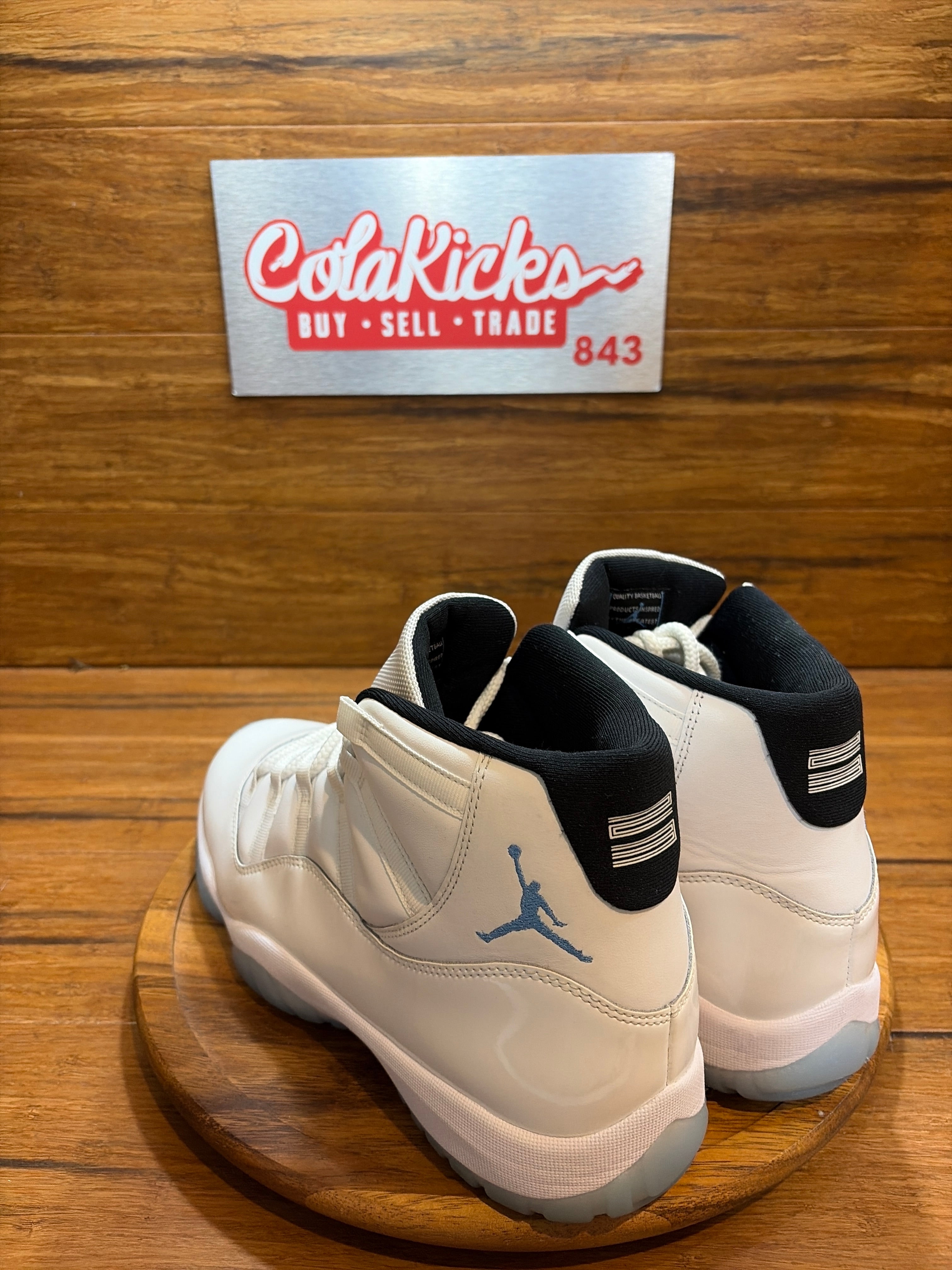 Jordan 11 Retro Legend Blue (2024)