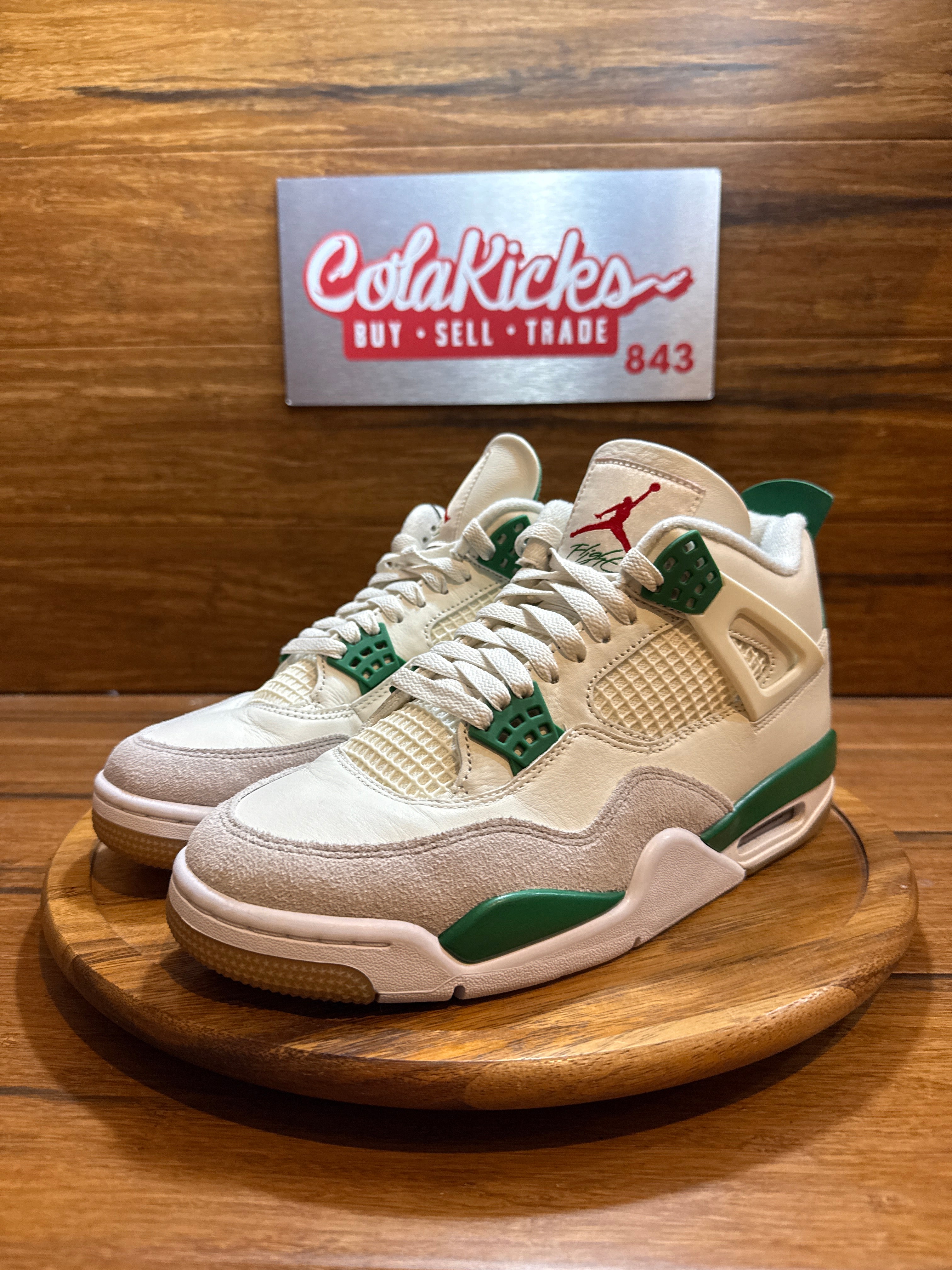 Jordan 4 Retro SB Pine Green