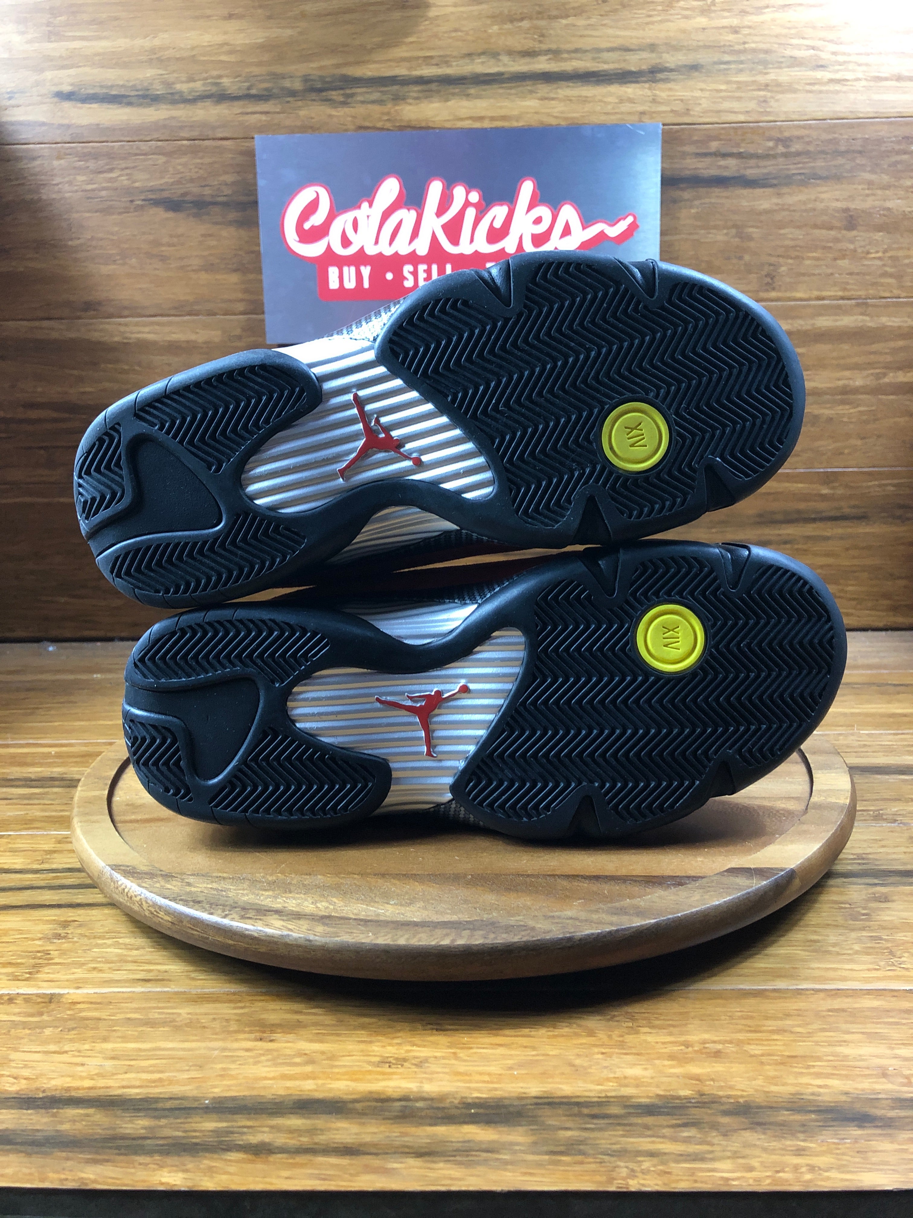 Jordan 14 Retro Ferrari (2025)