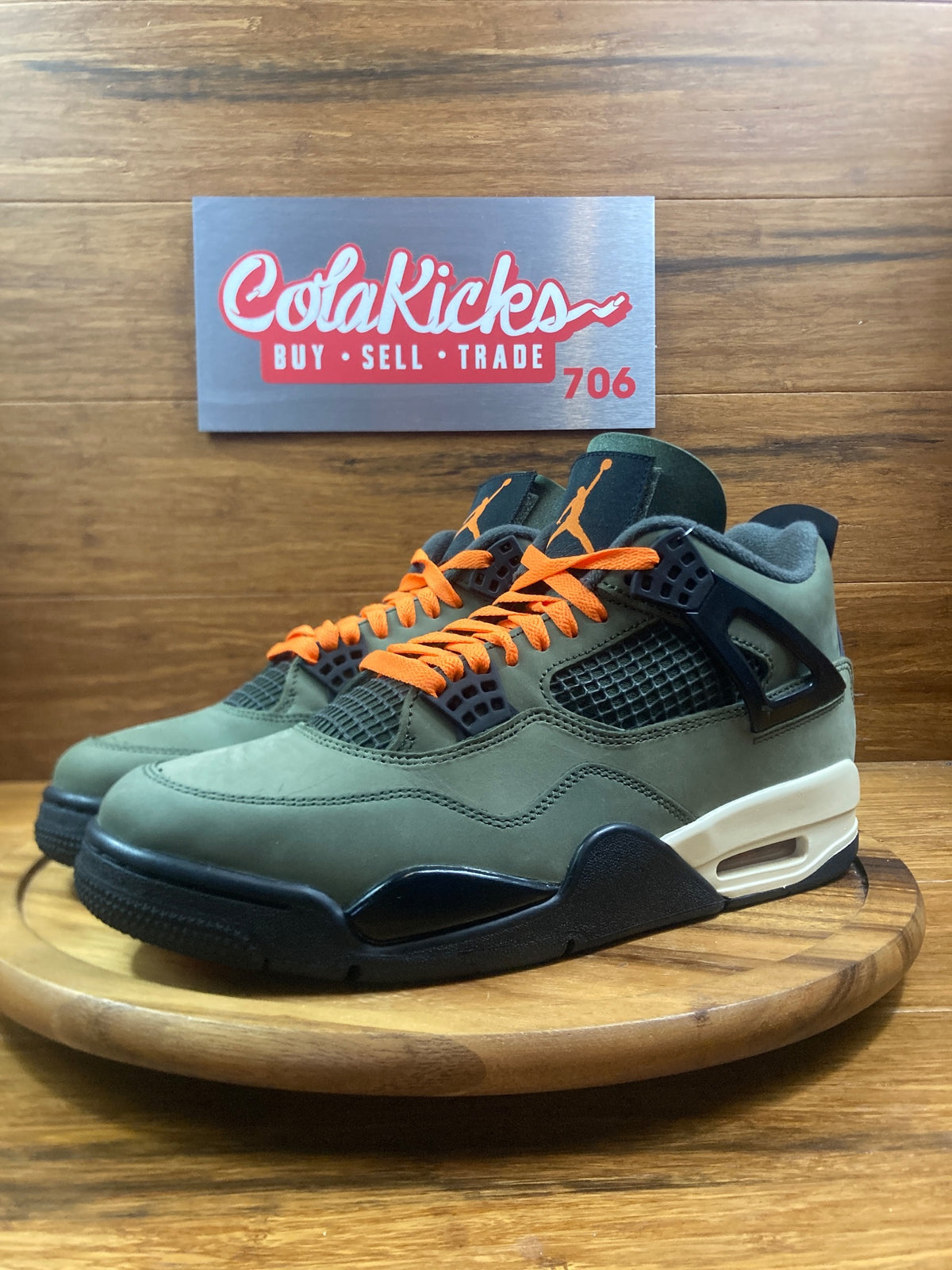 Jordan 4 Retro OG SP Undefeated (2025)