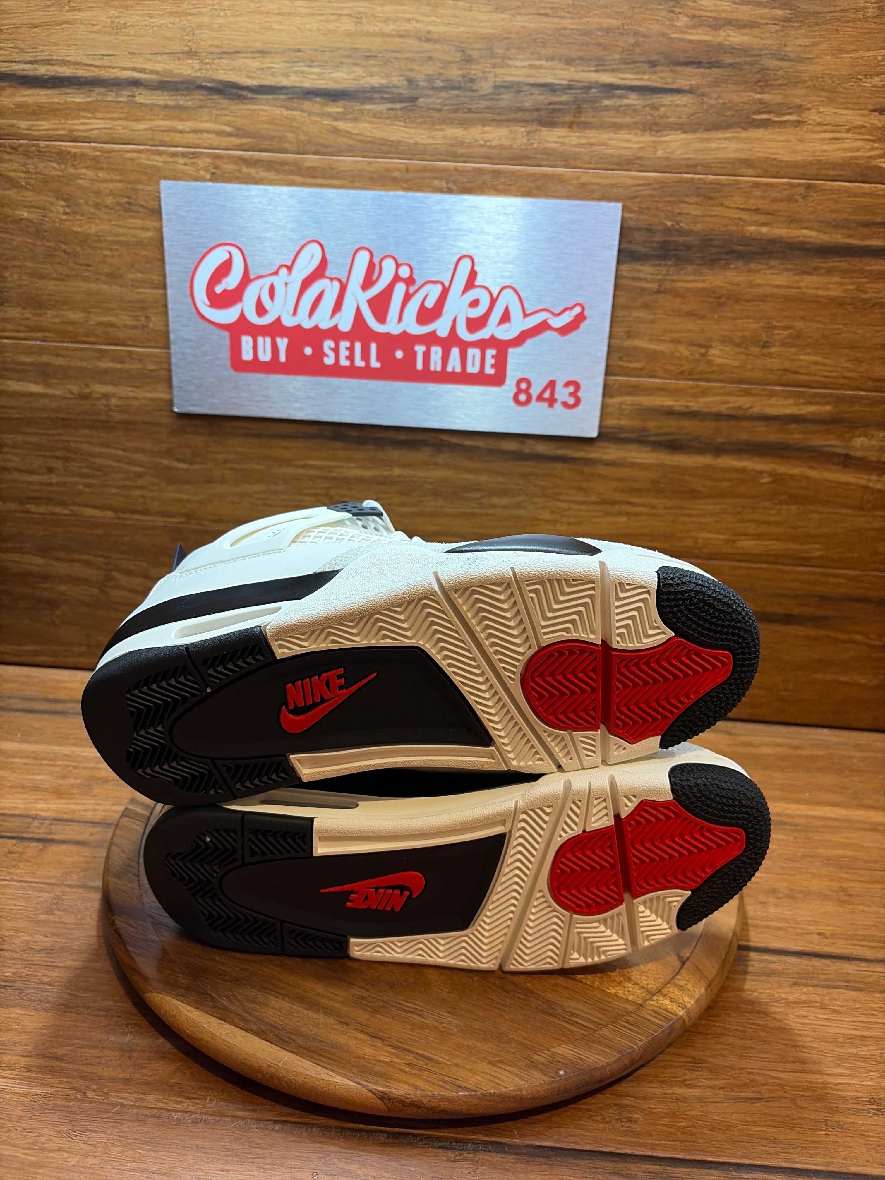 Jordan 4 Retro OG Flight Club