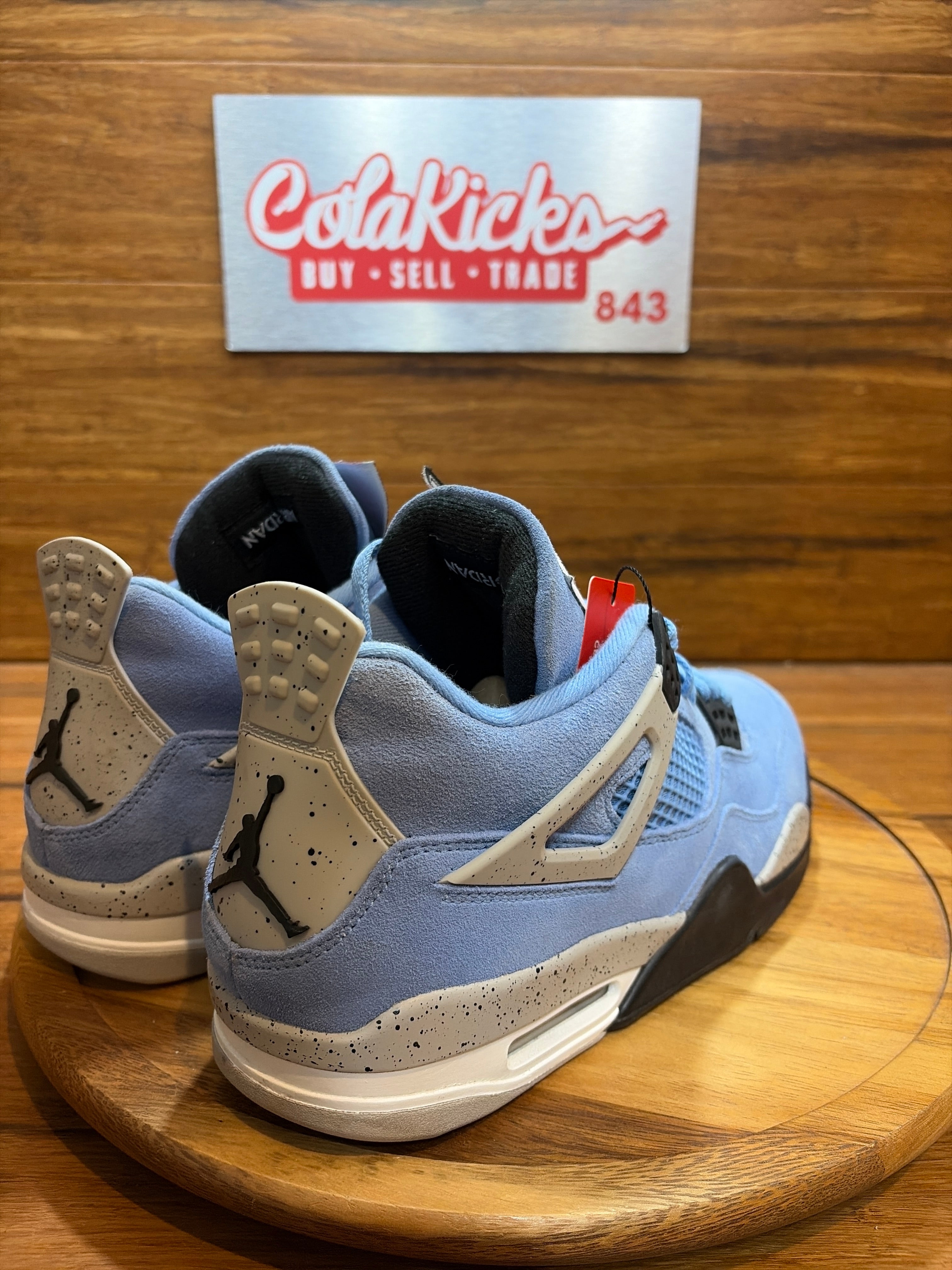 Jordan 4 Retro University Blue